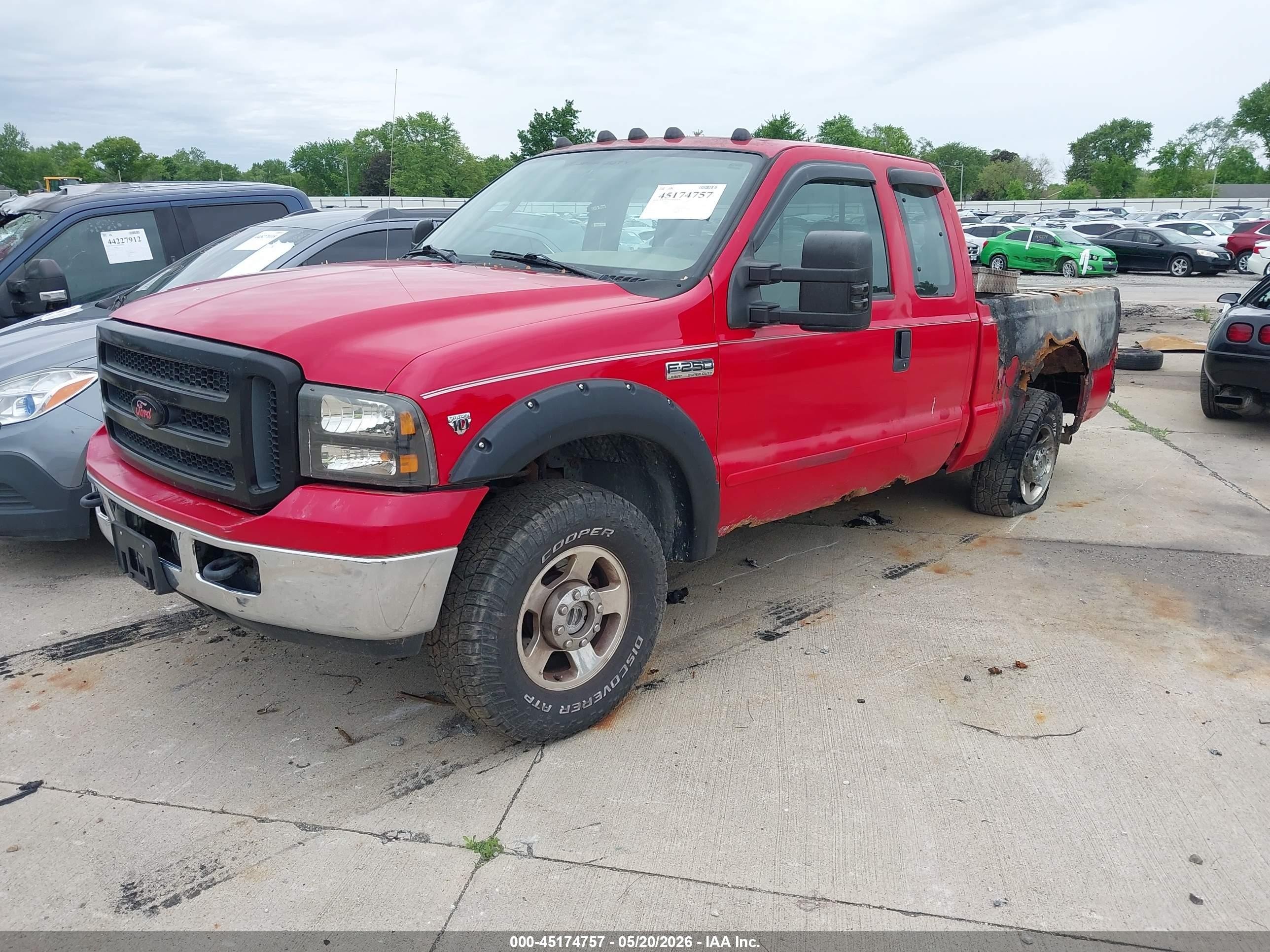 2005 Ford F-250 Lariat/xl/xlt Red vin: 1FTSX21Y95EB78892