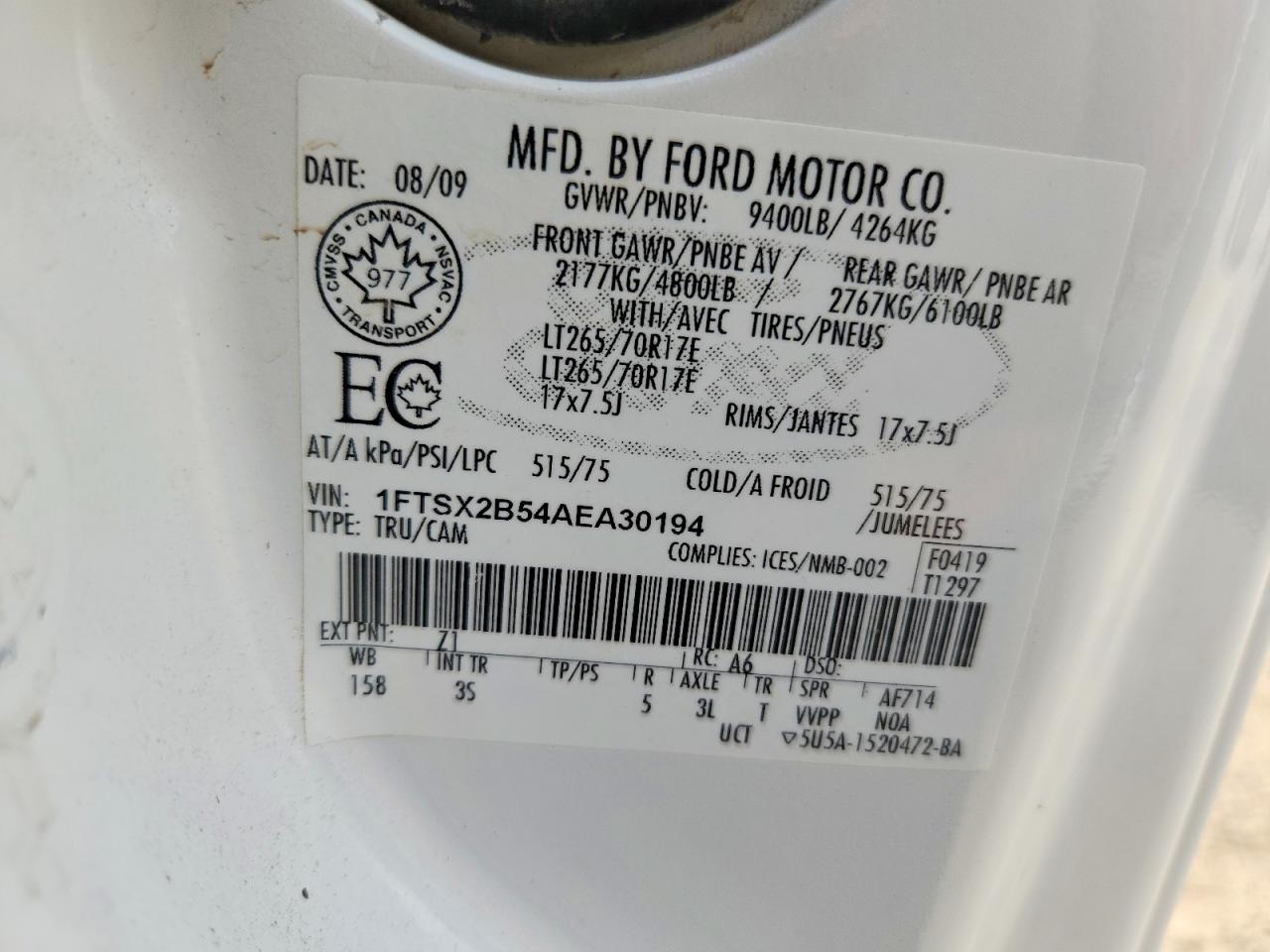 2010 Ford F250 Super Duty White vin: 1FTSX2B54AEA30194