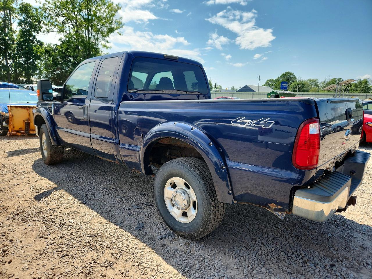 2010 Ford F250 Super Duty Синий vin: 1FTSX2B56AEB20396