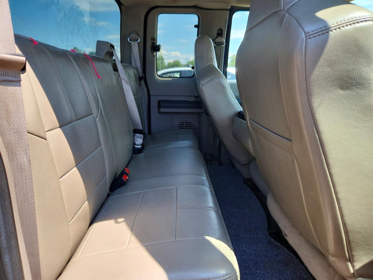 2010 Ford F250 Super Duty Синий vin: 1FTSX2B56AEB20396