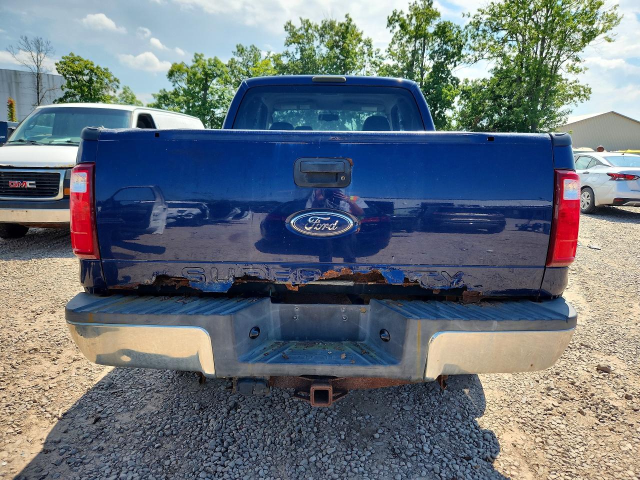 2010 Ford F250 Super Duty Синий vin: 1FTSX2B56AEB20396