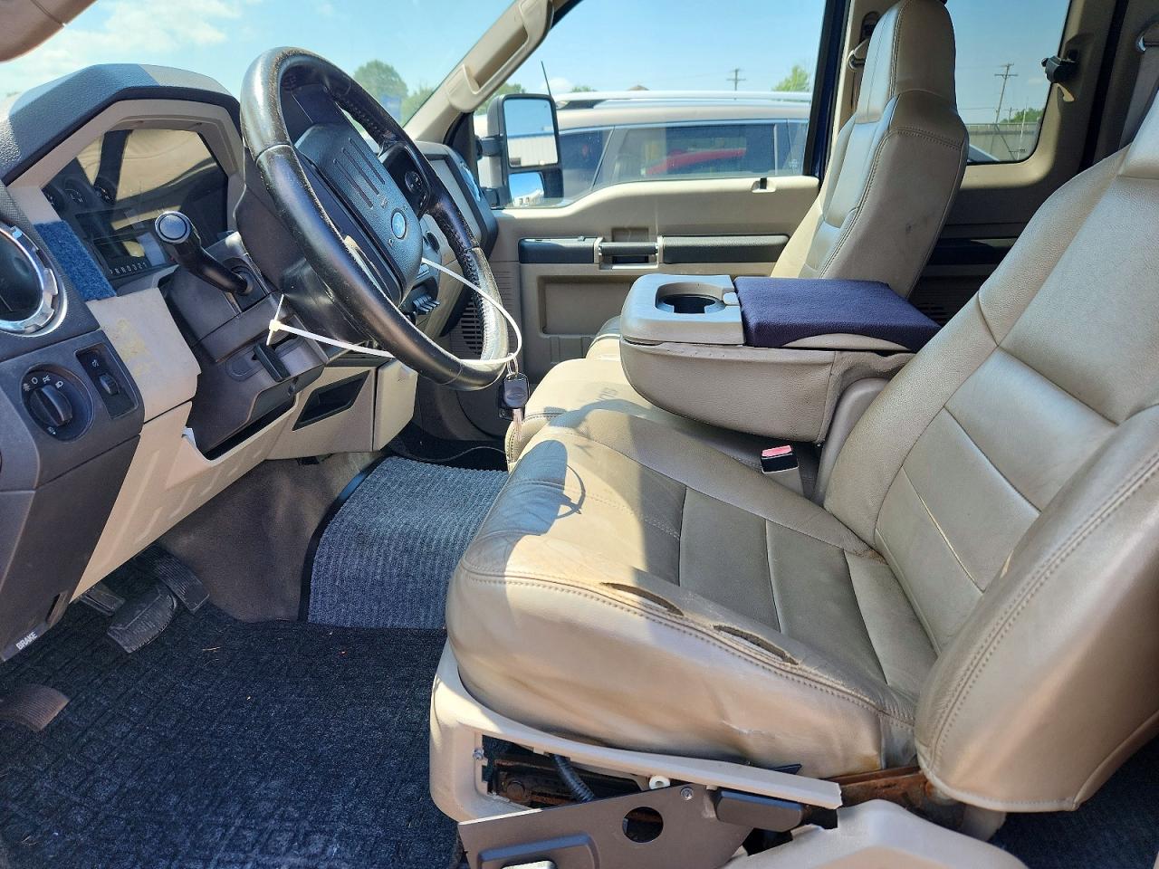 2010 Ford F250 Super Duty Синий vin: 1FTSX2B56AEB20396