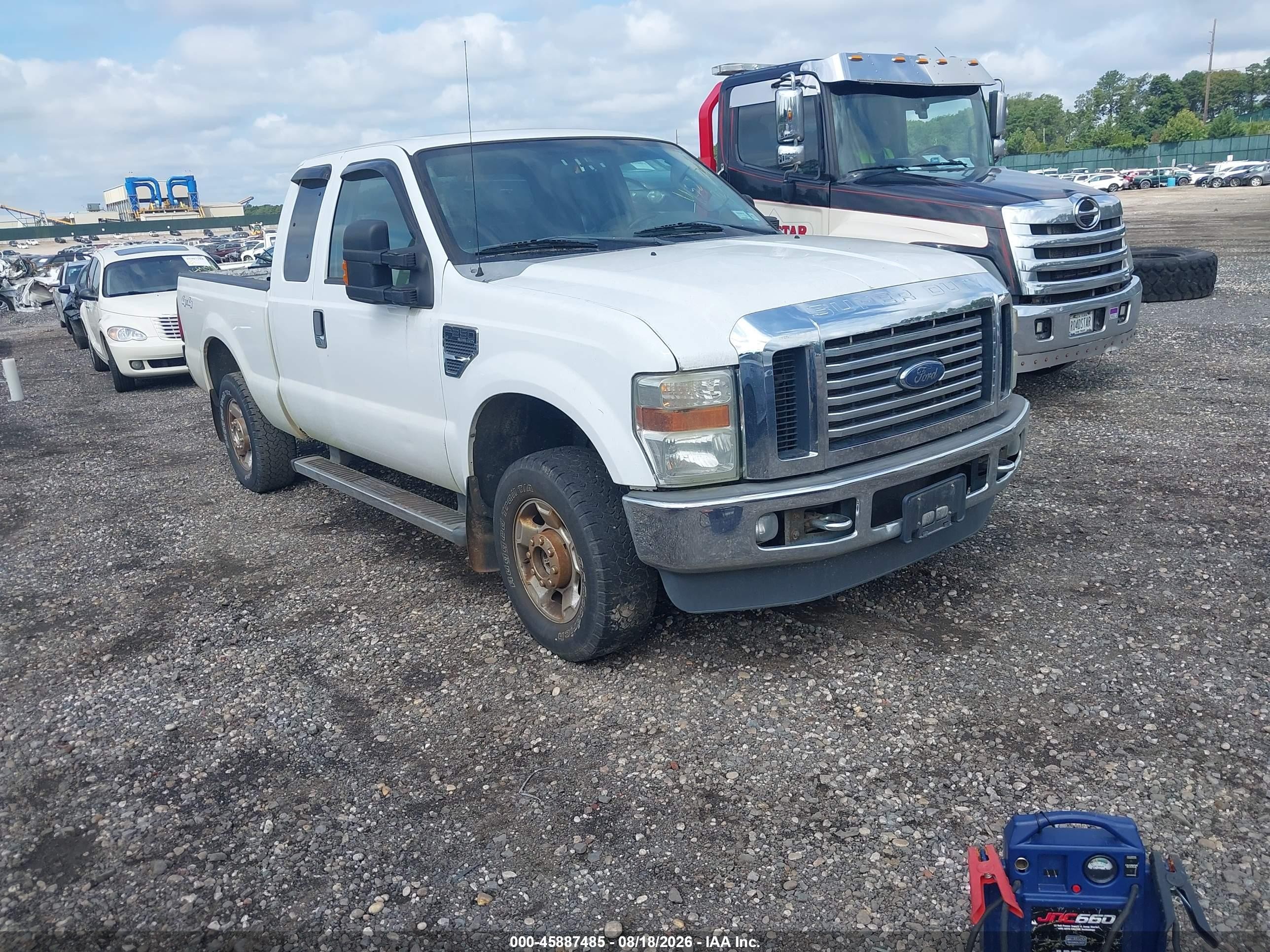 2010 Ford Super Duty F-250 Srw Lariat/xl/xlt White vin: 1FTSX2B58AEB40441