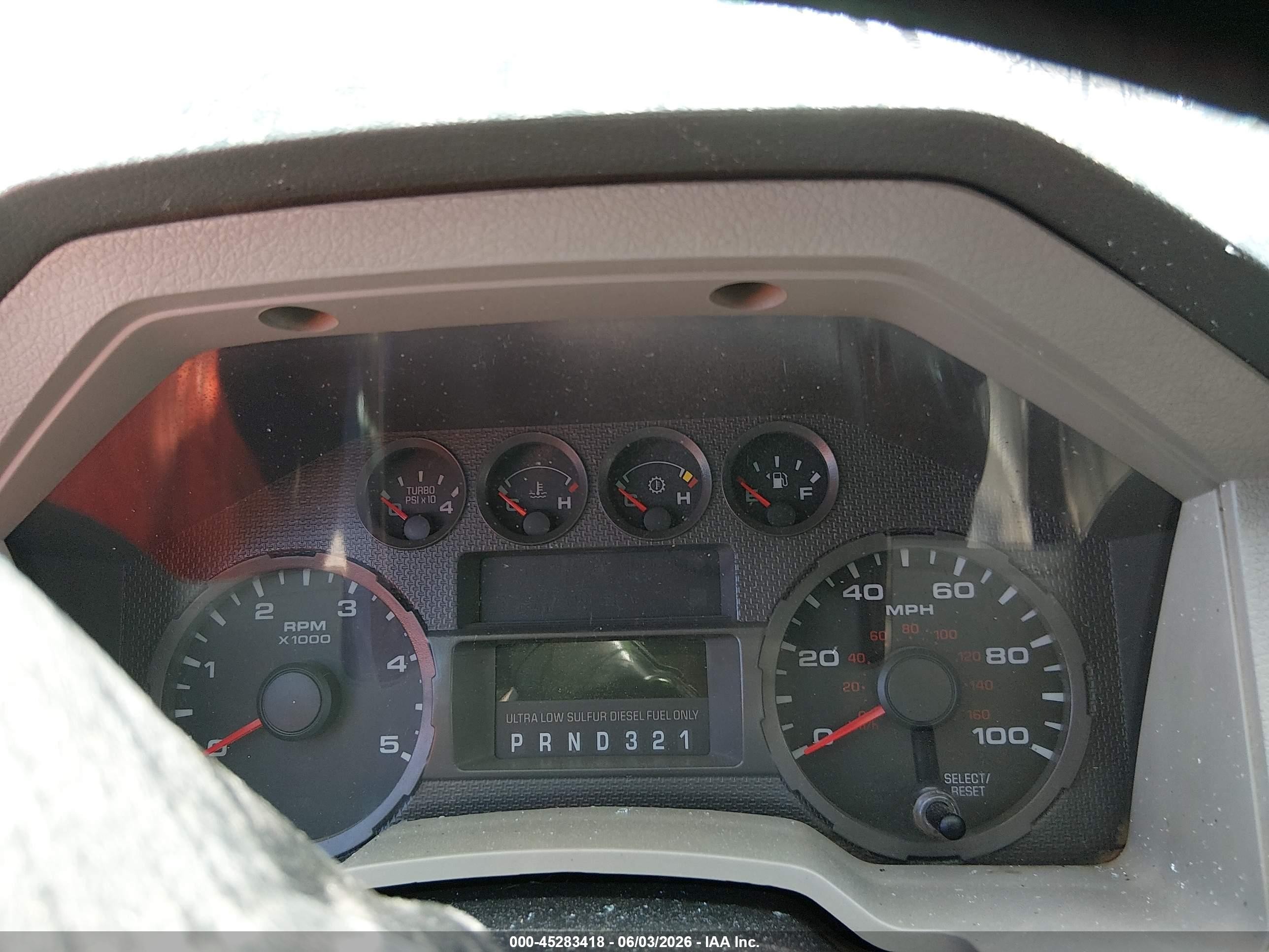 2010 Ford F-250 Lariat/xl/xlt White vin: 1FTSX2BR4AEB15135
