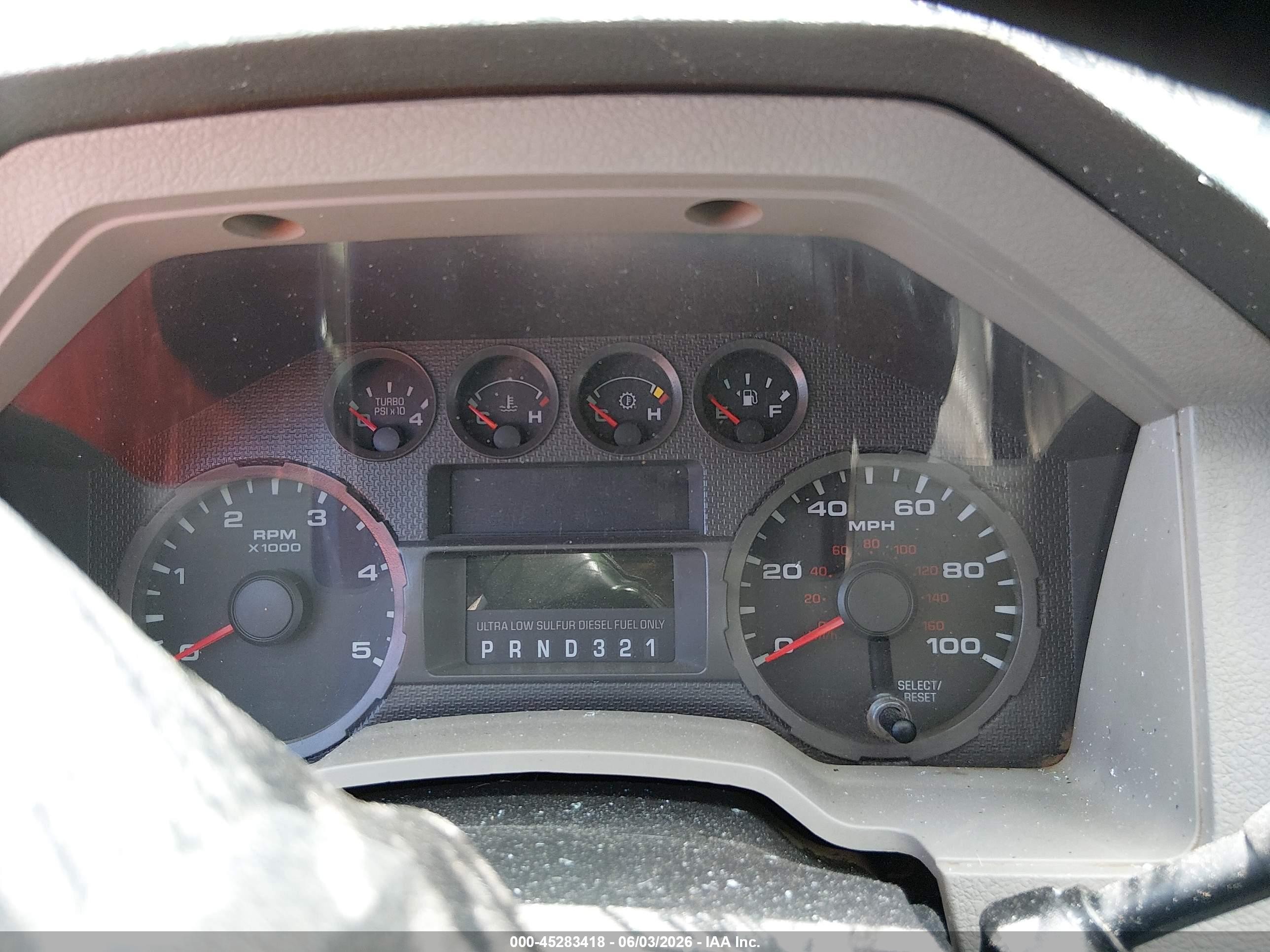 2010 Ford F-250 Lariat/xl/xlt White vin: 1FTSX2BR4AEB15135