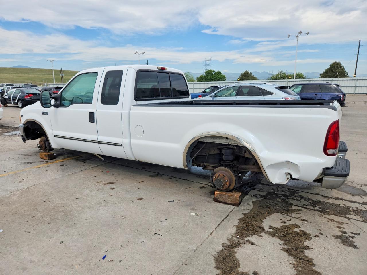 2000 Ford F350 Srw Super Duty White vin: 1FTSX30S0YEB29930
