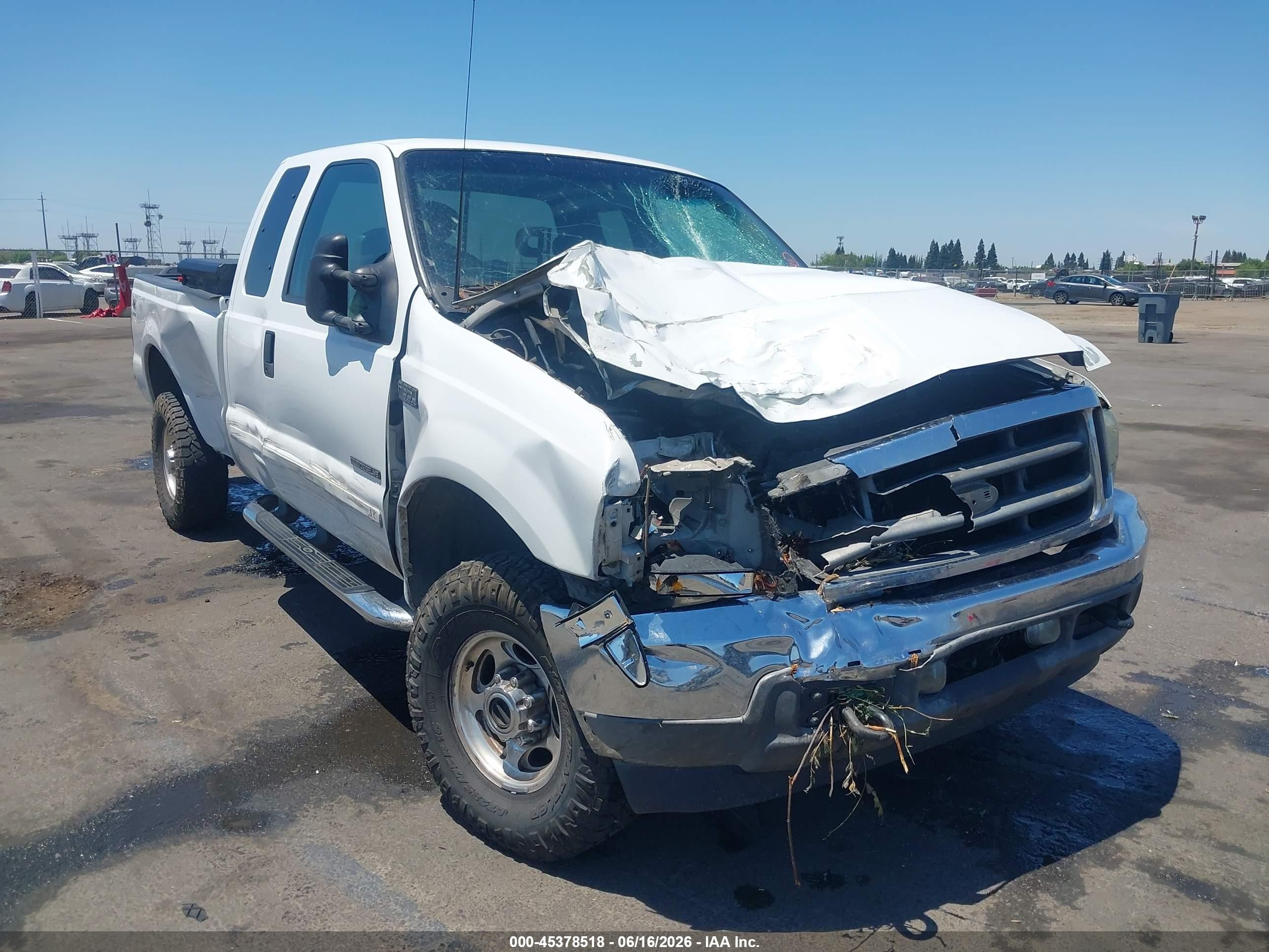 2002 Ford F-350 Lariat/xl/xlt White vin: 1FTSX31F82EA65449