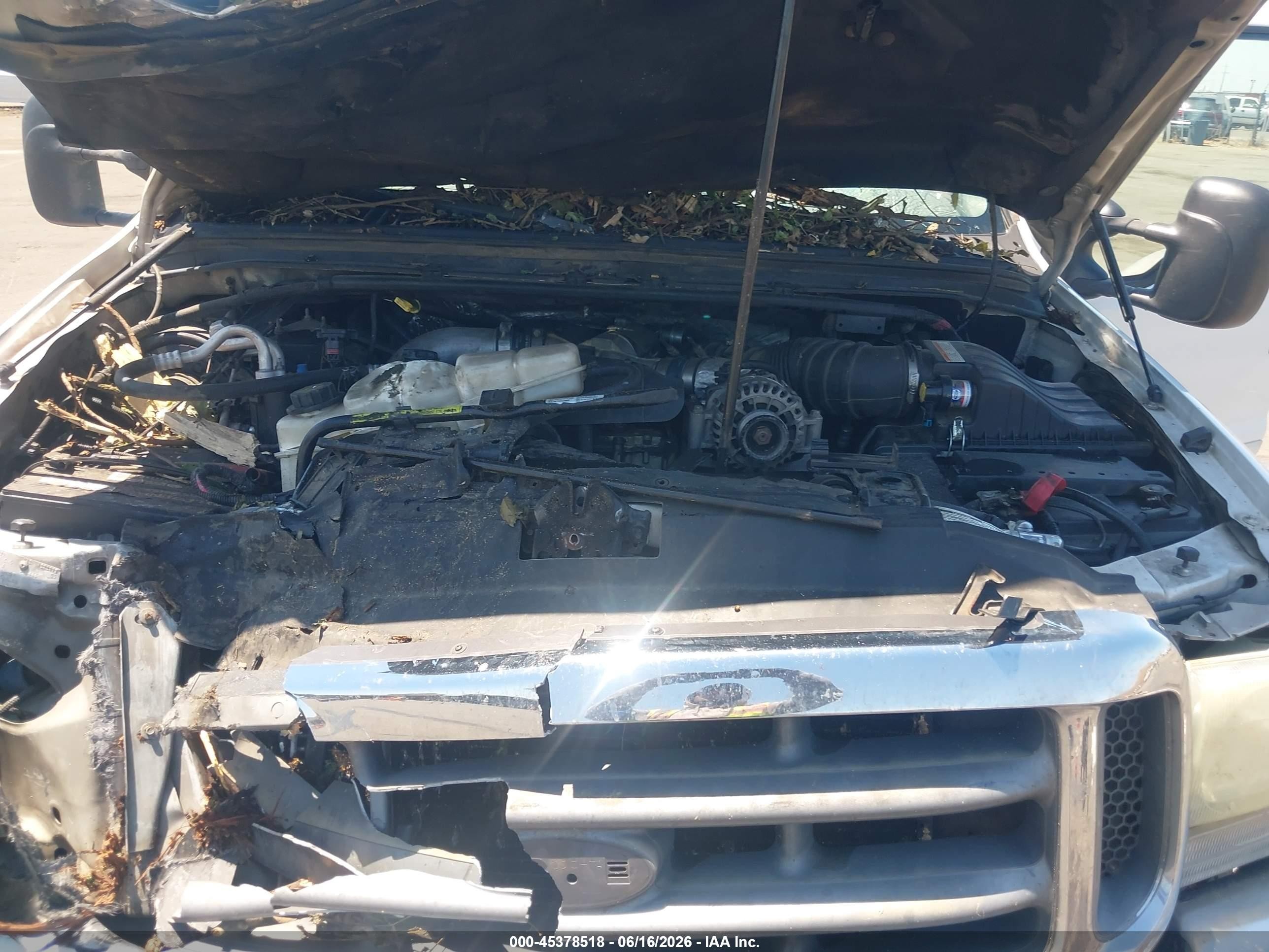 2002 Ford F-350 Lariat/xl/xlt White vin: 1FTSX31F82EA65449