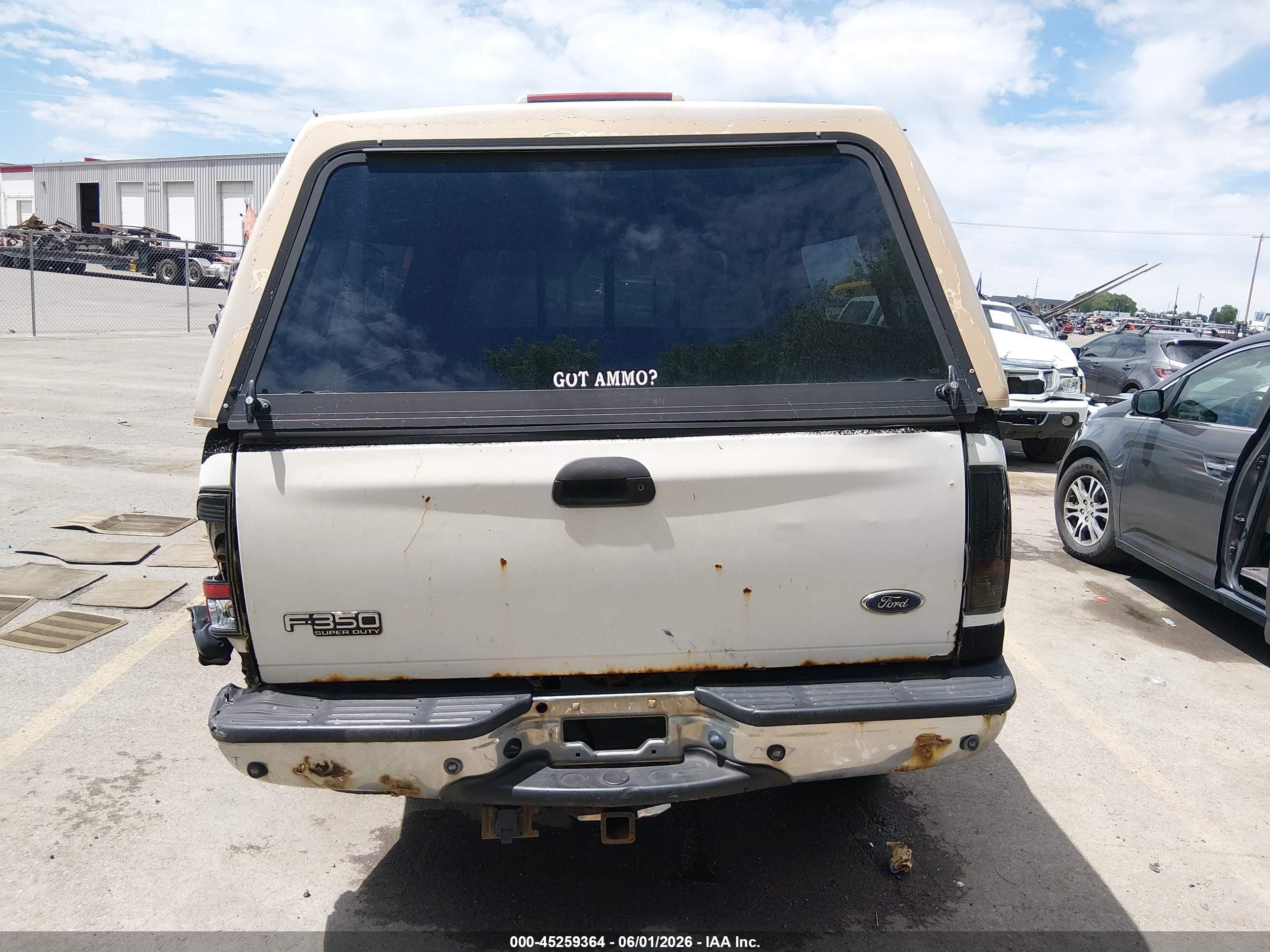 2001 Ford F-350 Lariat/xl/xlt White vin: 1FTSX31F91EB48449