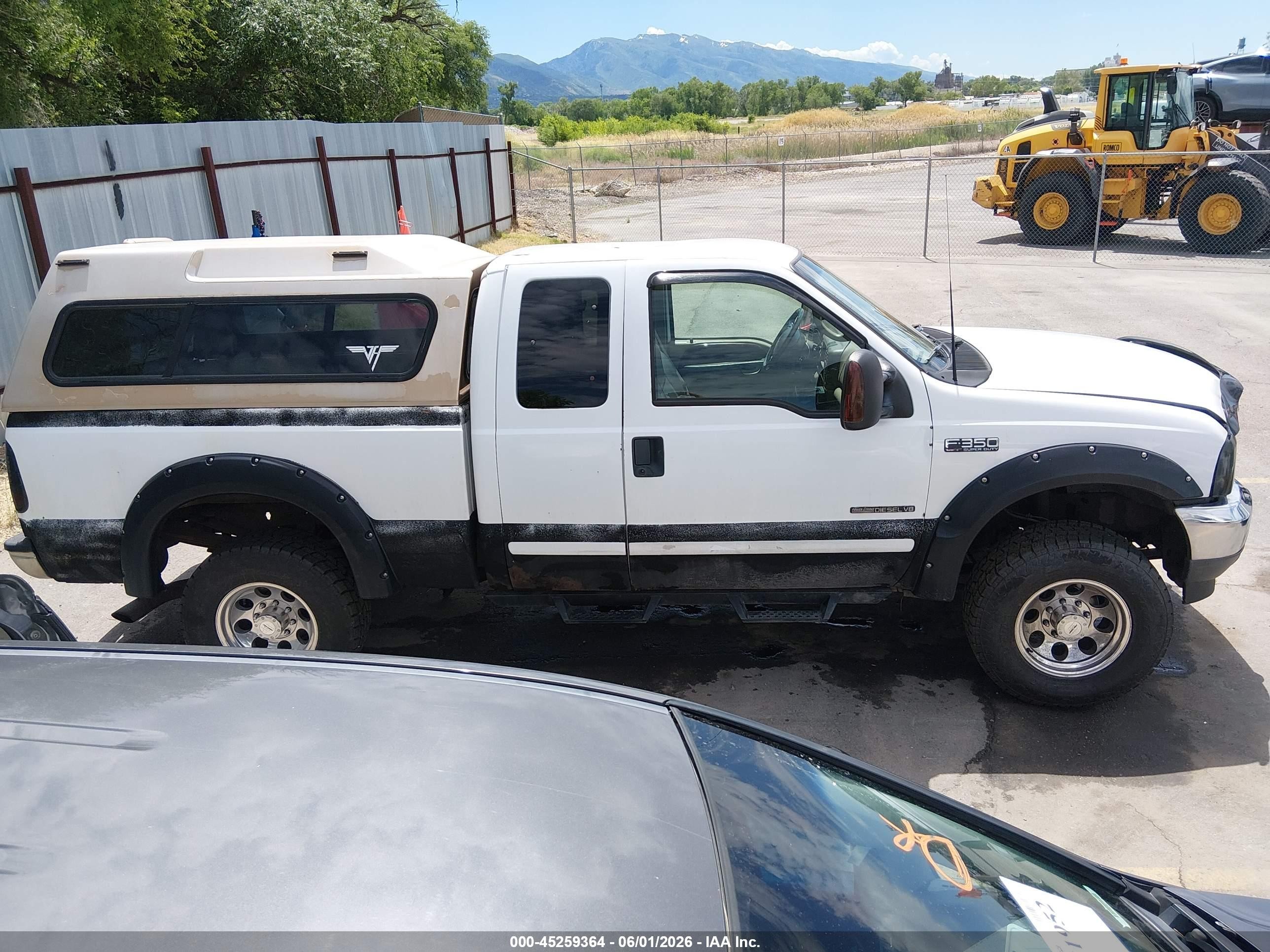 2001 Ford F-350 Lariat/xl/xlt White vin: 1FTSX31F91EB48449