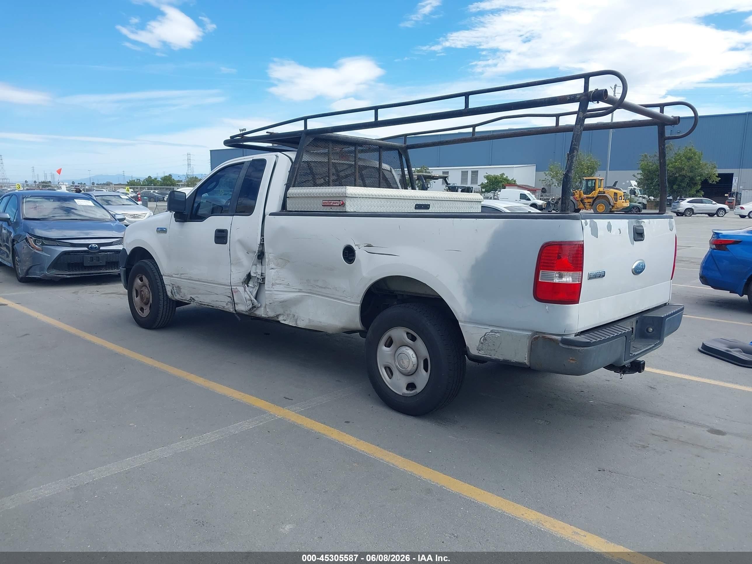 2005 Ford F-150 Xl/xlt White vin: 1FTVF12505NC10465