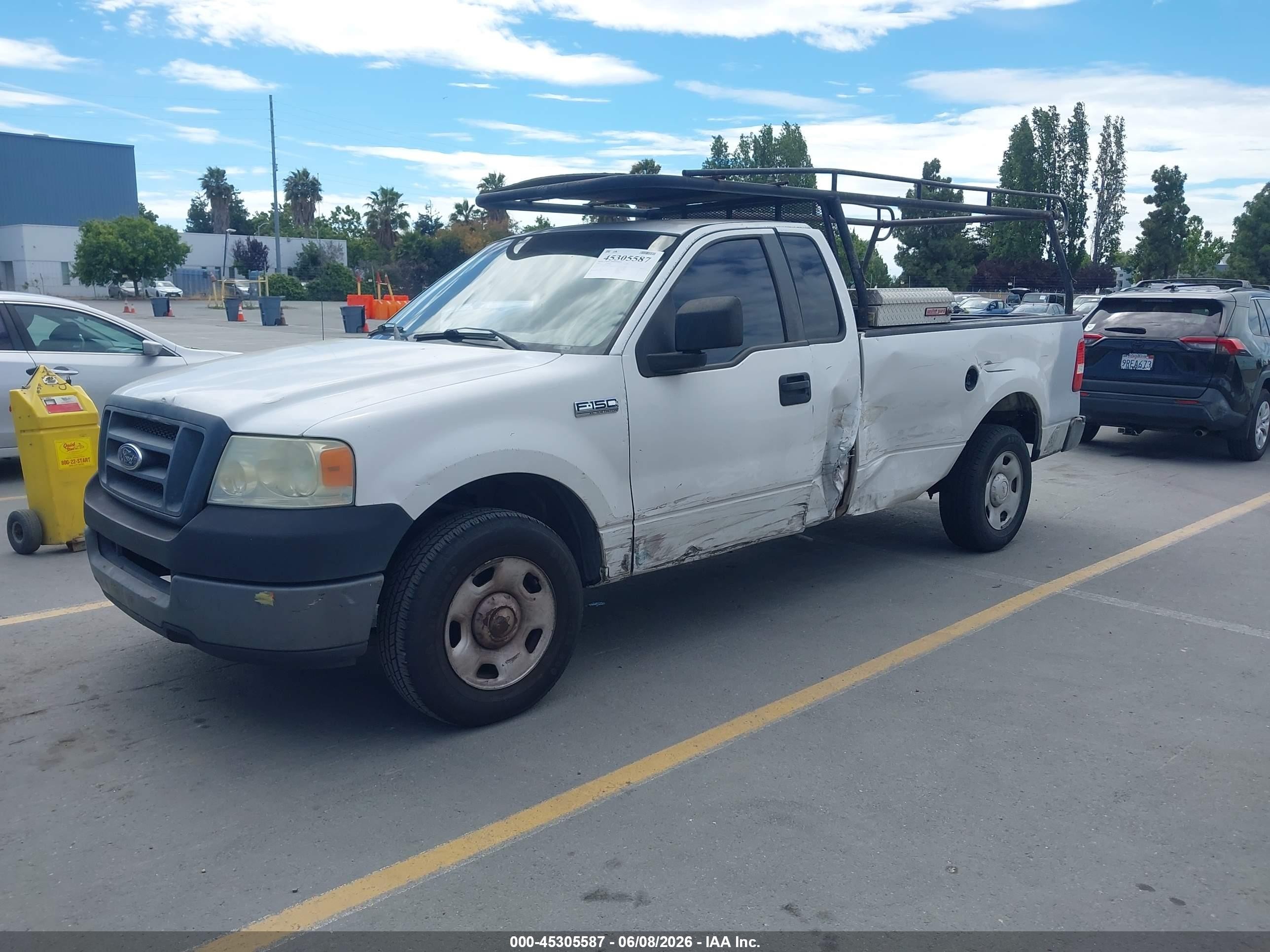 2005 Ford F-150 Xl/xlt White vin: 1FTVF12505NC10465