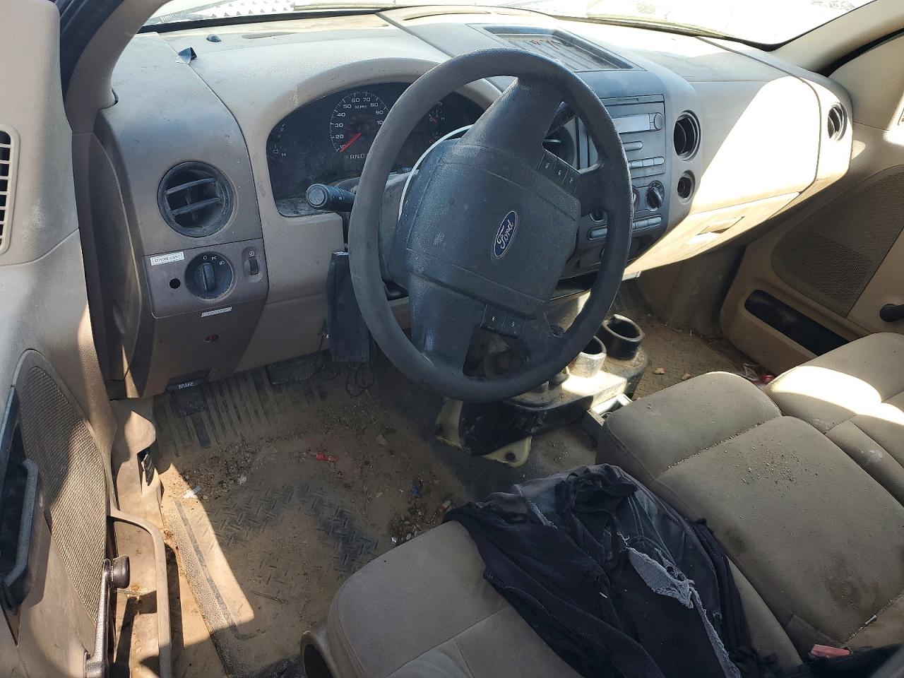 2008 Ford F150 White vin: 1FTVF14598KD47066