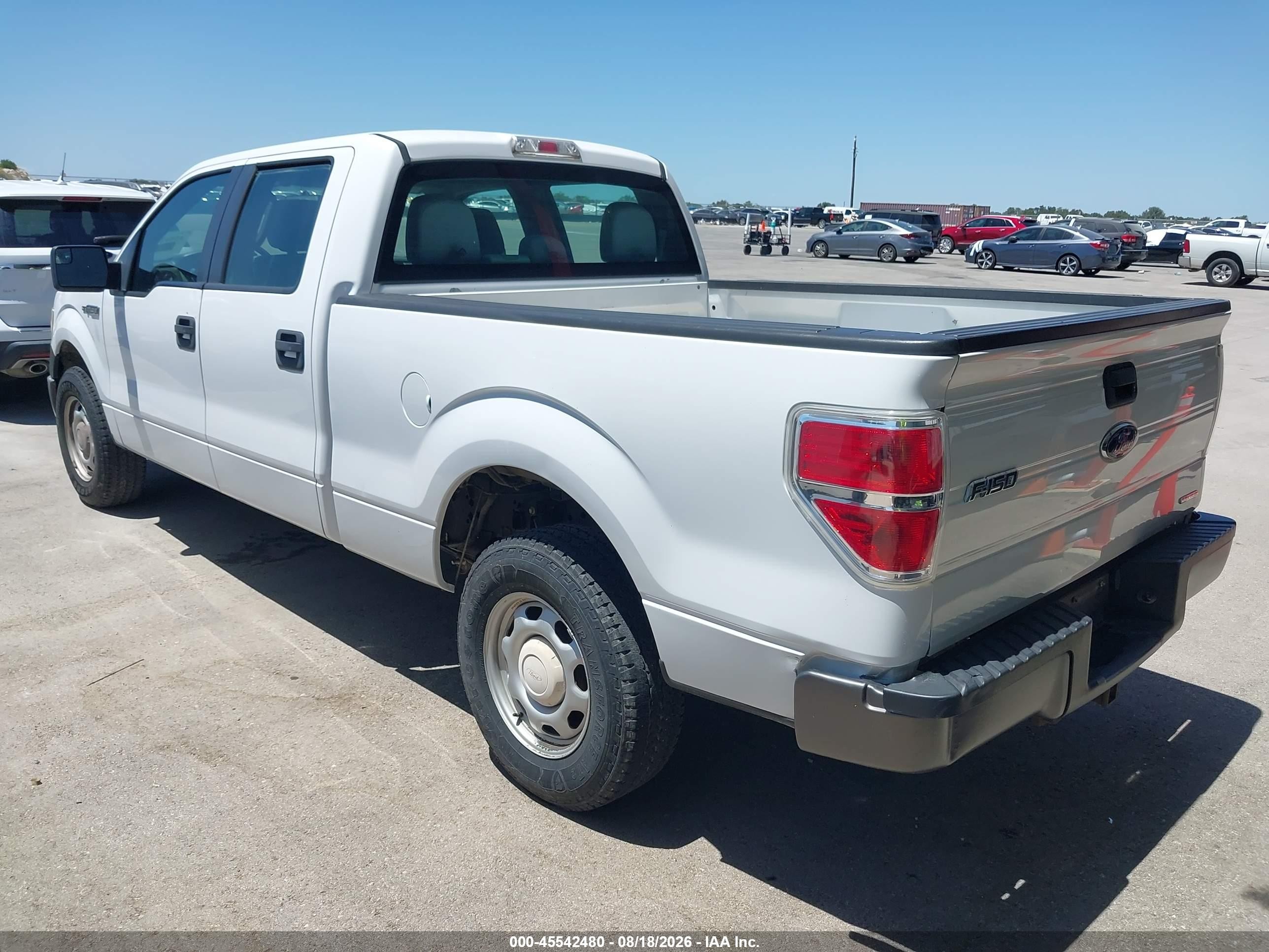 2014 Ford F-150 Lariat/xl/xlt White vin: 1FTVW1CF0EKF40745