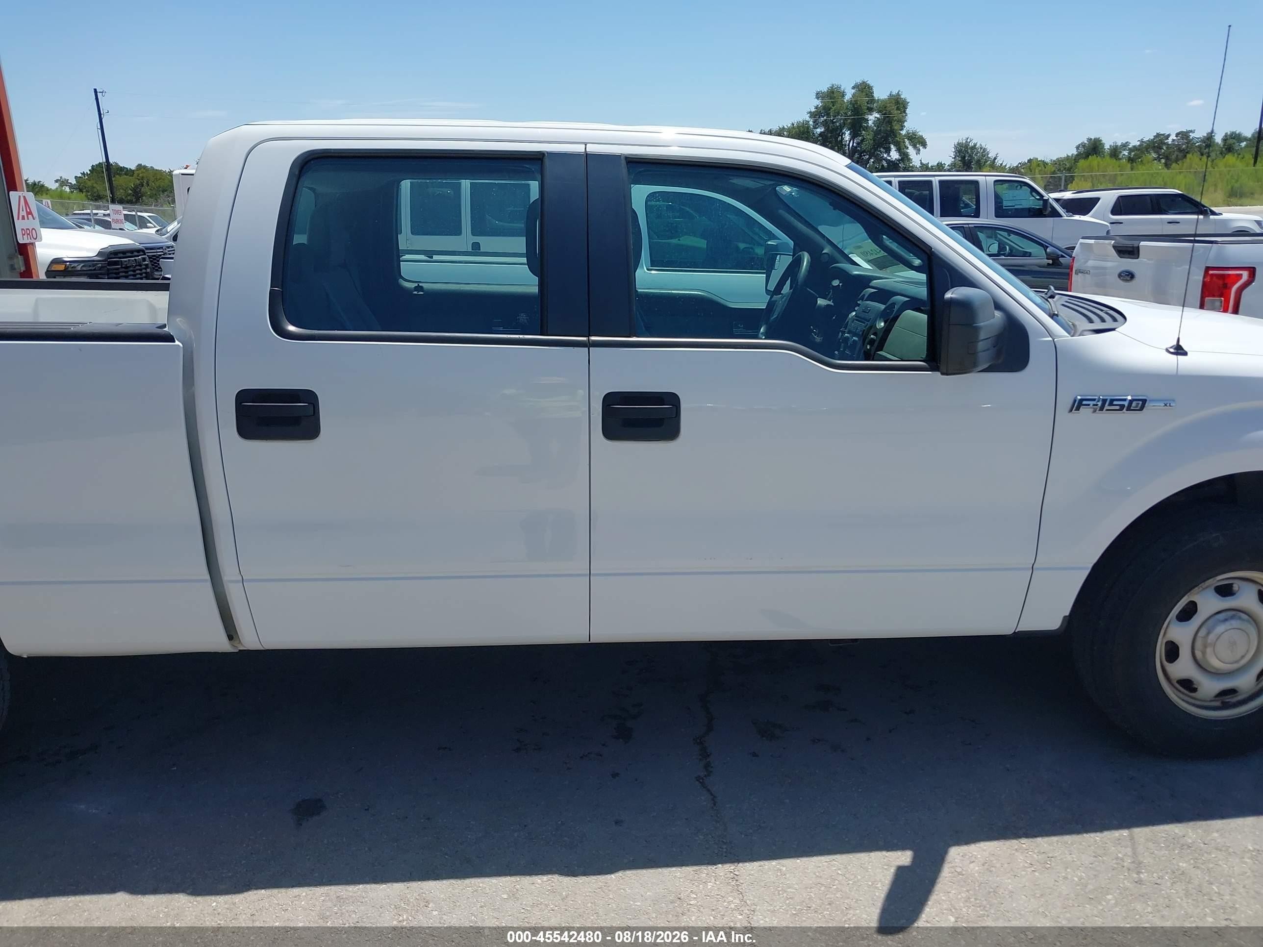 2014 Ford F-150 Lariat/xl/xlt White vin: 1FTVW1CF0EKF40745