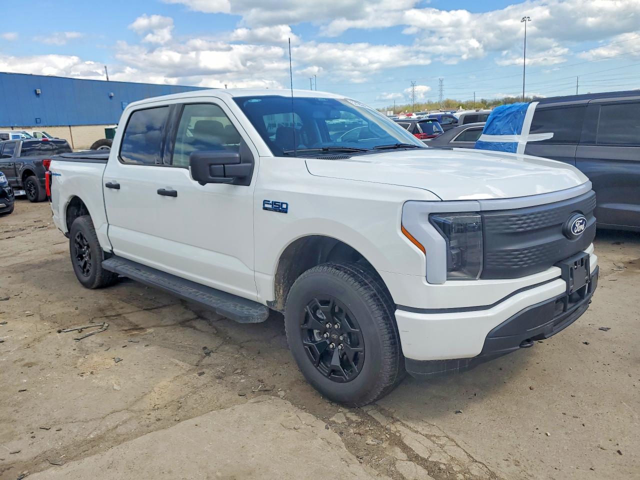 2025 Ford F150 Lightning Xlt White vin: 1FTVW3LK7SWG15843