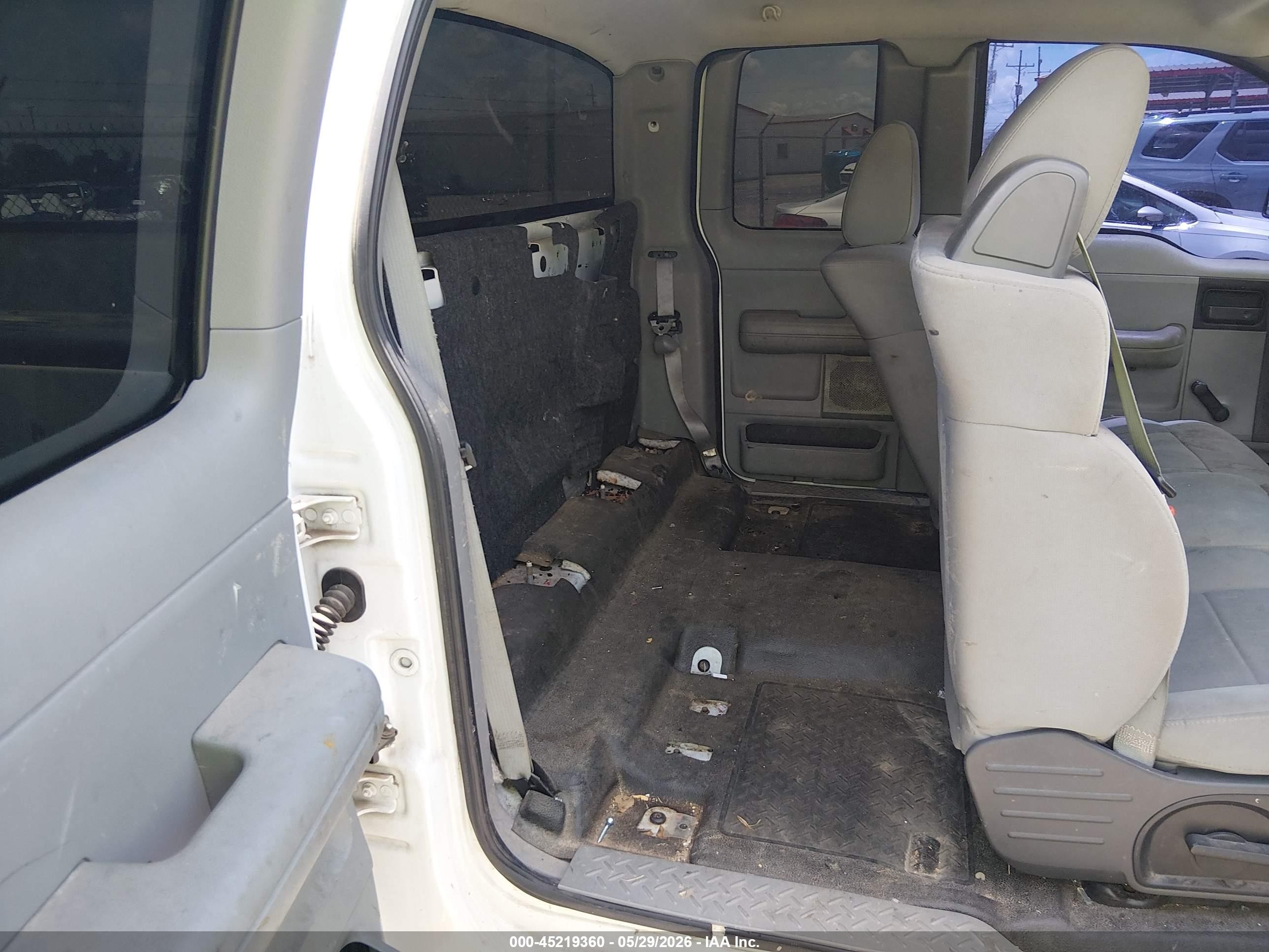 2008 Ford F-150 Xl/xlt White vin: 1FTVX12518KD69465