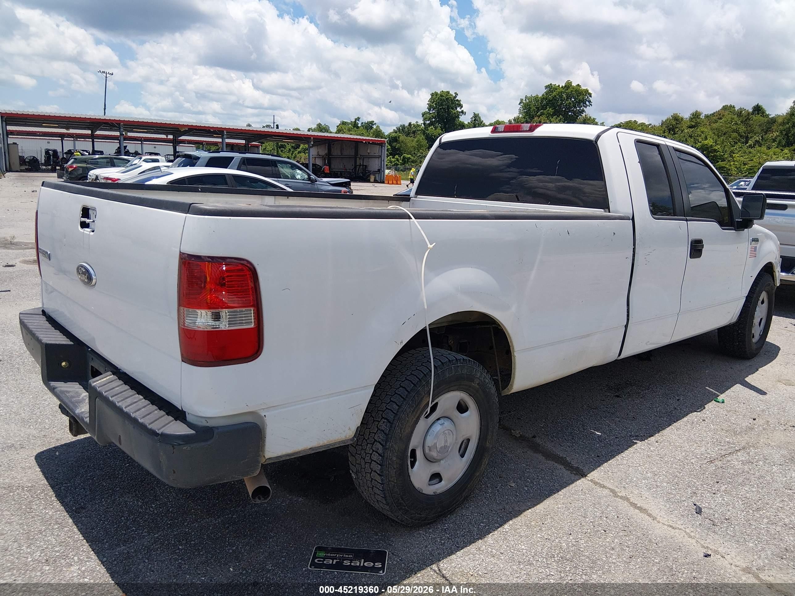 2008 Ford F-150 Xl/xlt White vin: 1FTVX12518KD69465