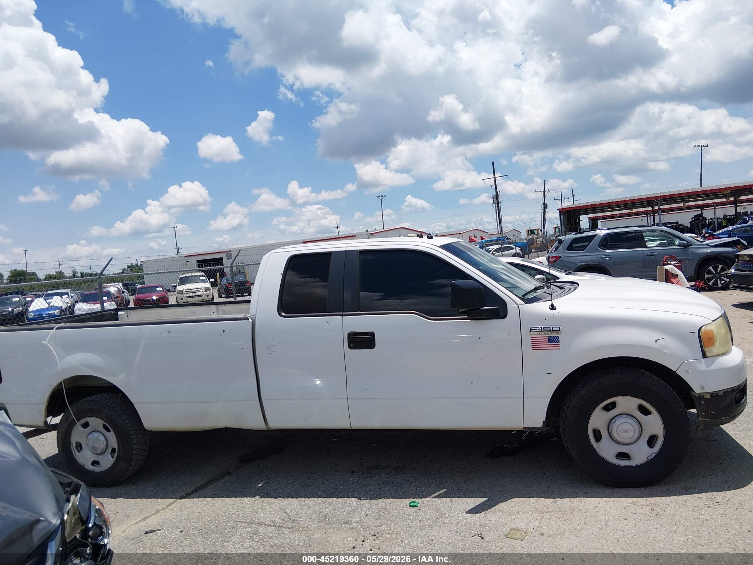 2008 Ford F-150 Xl/xlt White vin: 1FTVX12518KD69465