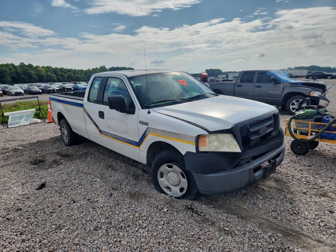 2006 Ford F150 Two Tone vin: 1FTVX12546NA80558