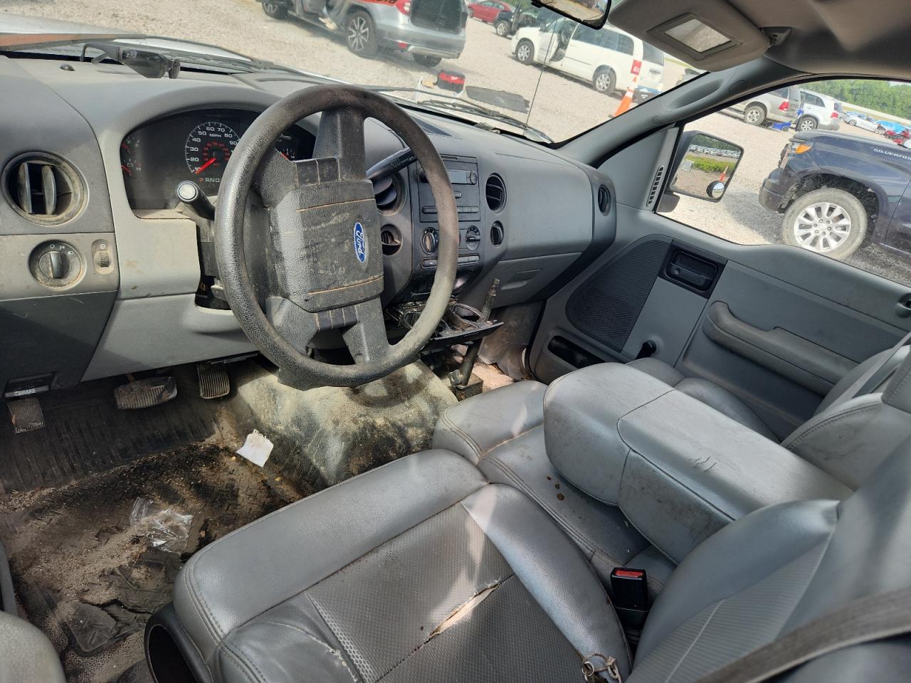 2006 Ford F150 Two Tone vin: 1FTVX12546NA80558