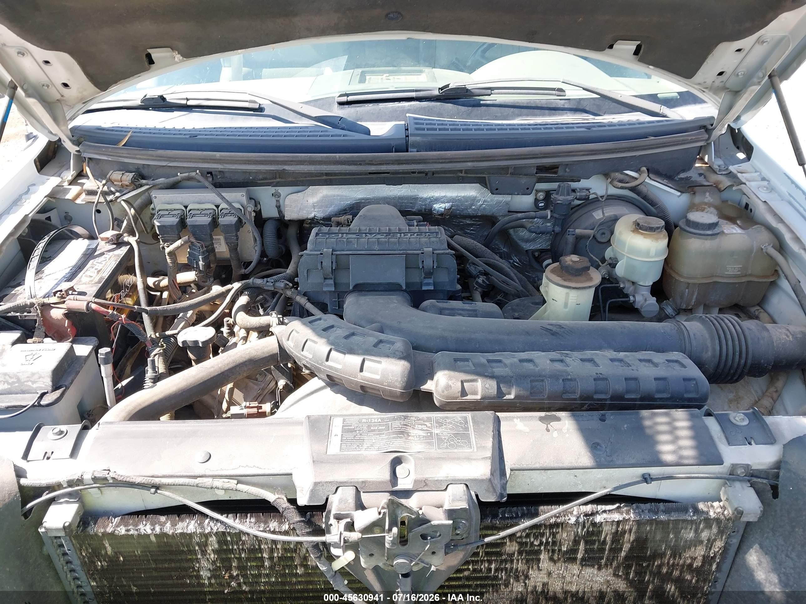 2008 Ford F-150 Xl/xlt Белый vin: 1FTVX12558KB53957