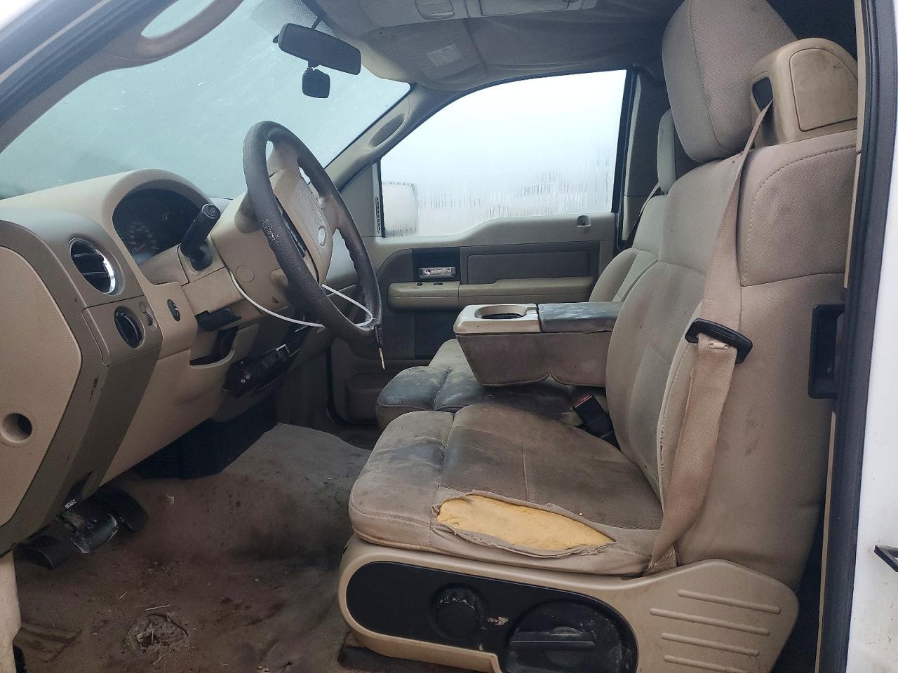 2004 Ford F150 White vin: 1FTVX14524NA56866