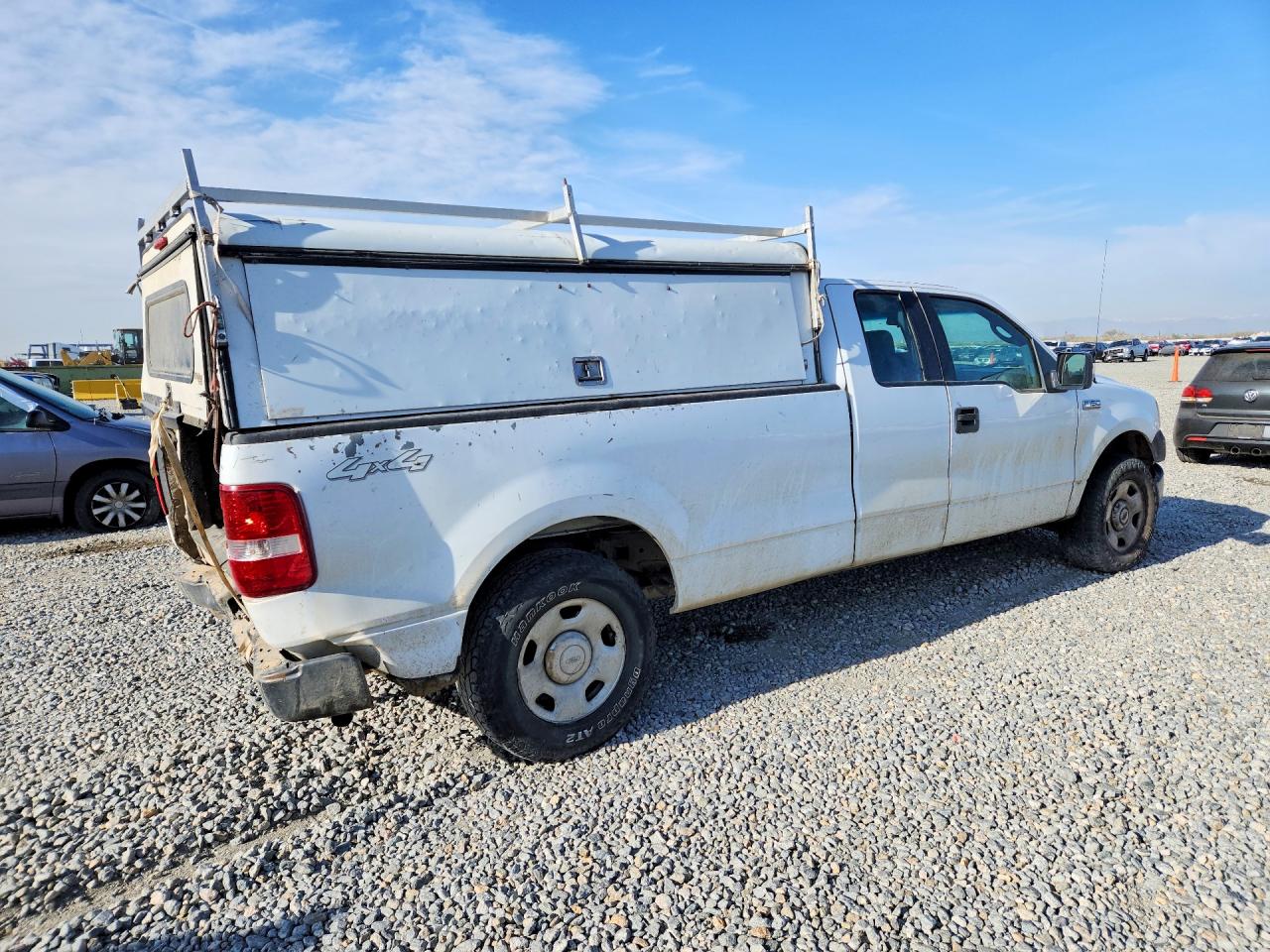 2005 Ford F-150 White vin: 1FTVX14565NC01697