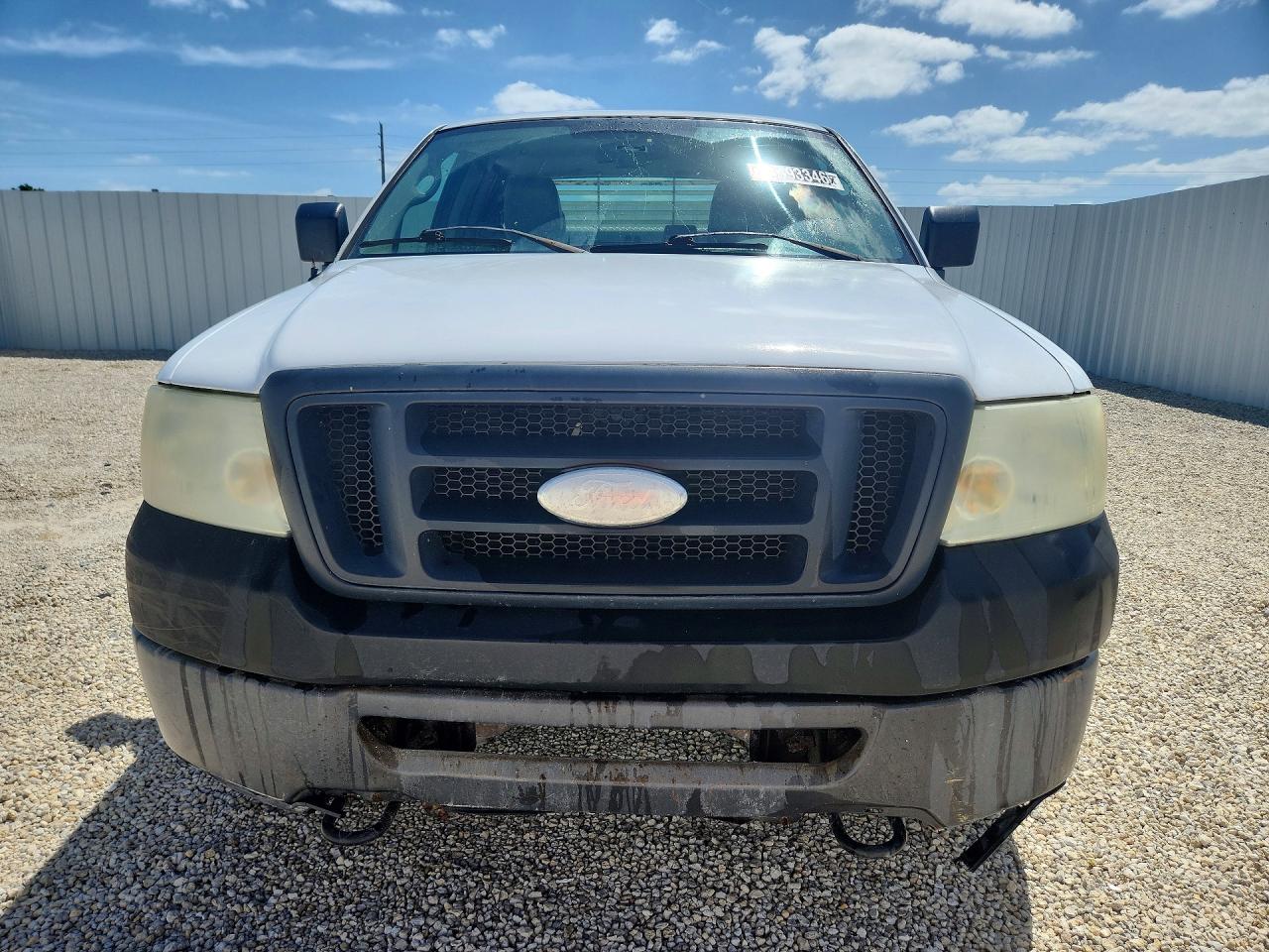 2007 Ford F150 White vin: 1FTVX14577NA37069