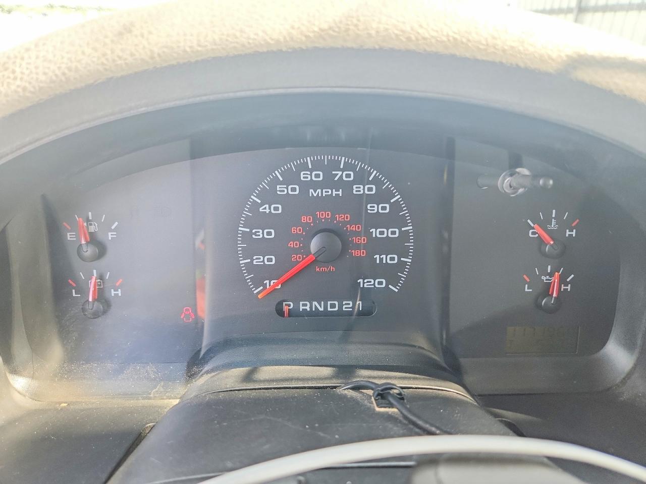 2007 Ford F150 White vin: 1FTVX14577NA37069
