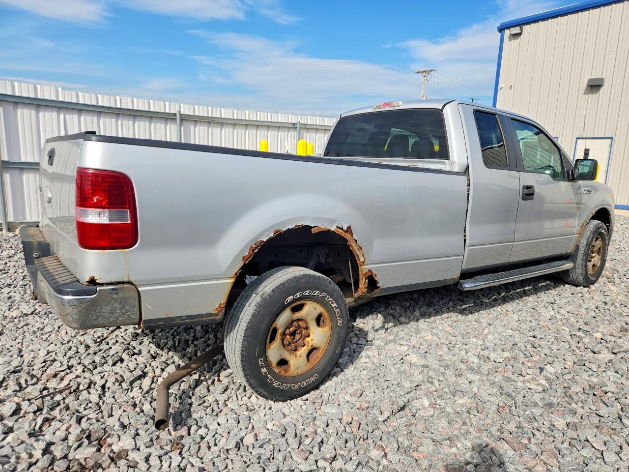 2007 Ford F150 Silver vin: 1FTVX14577NA48413