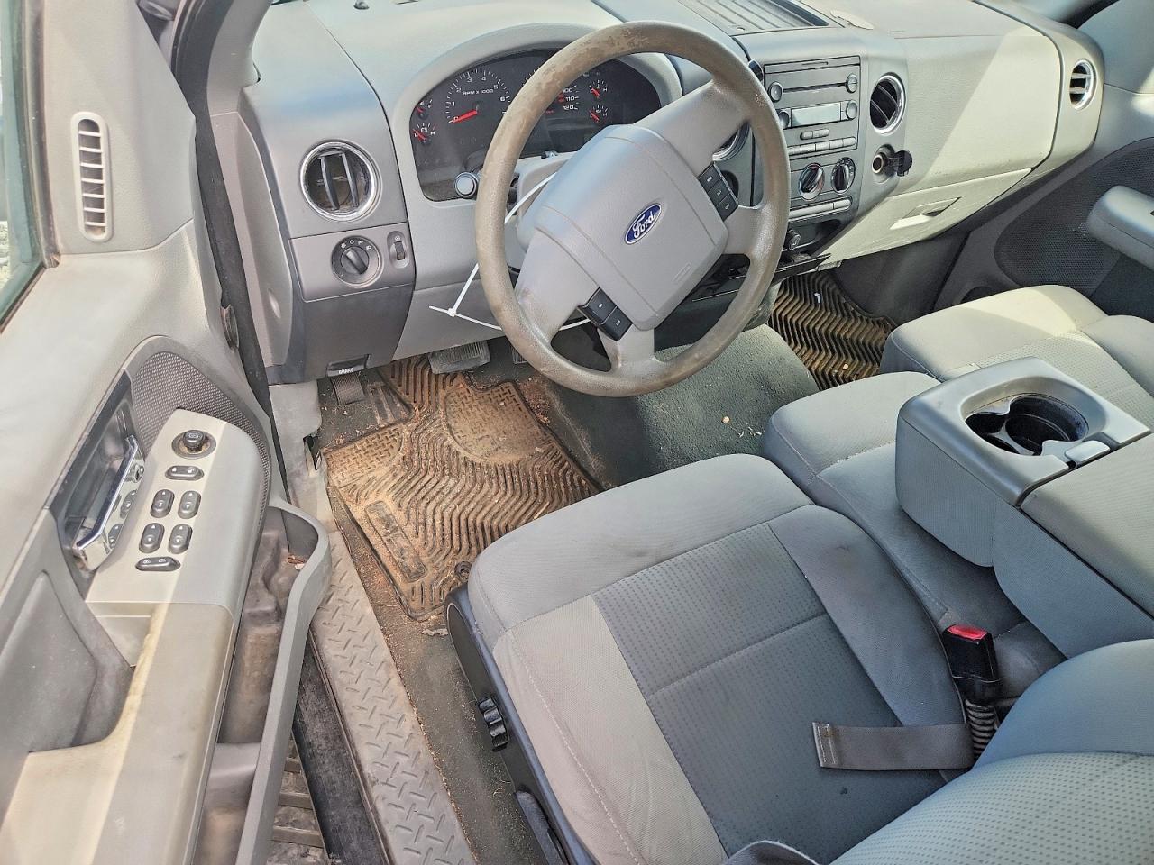 2007 Ford F150 Silver vin: 1FTVX14577NA48413
