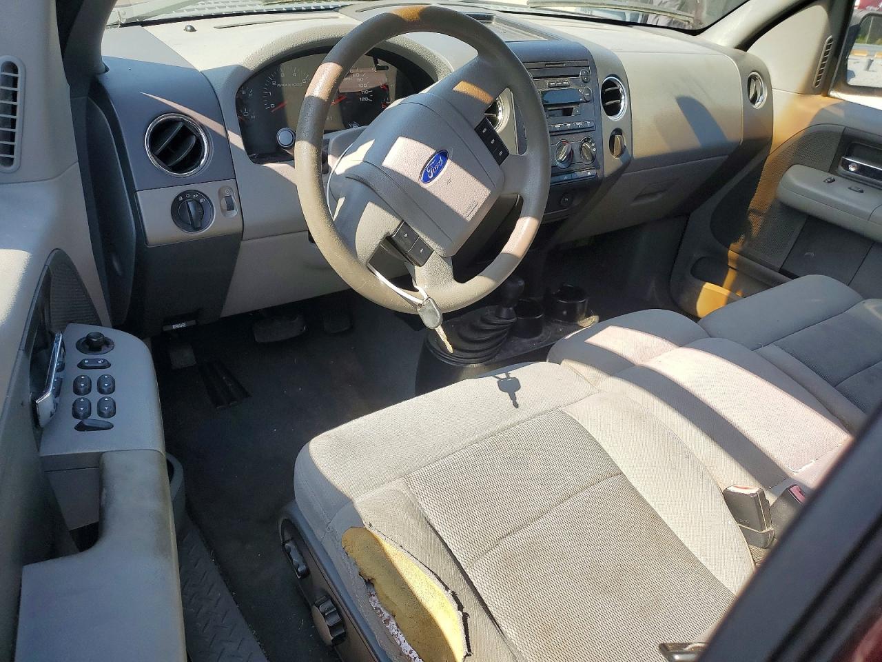2004 Ford F150 Burgundy vin: 1FTVX14594NB21115
