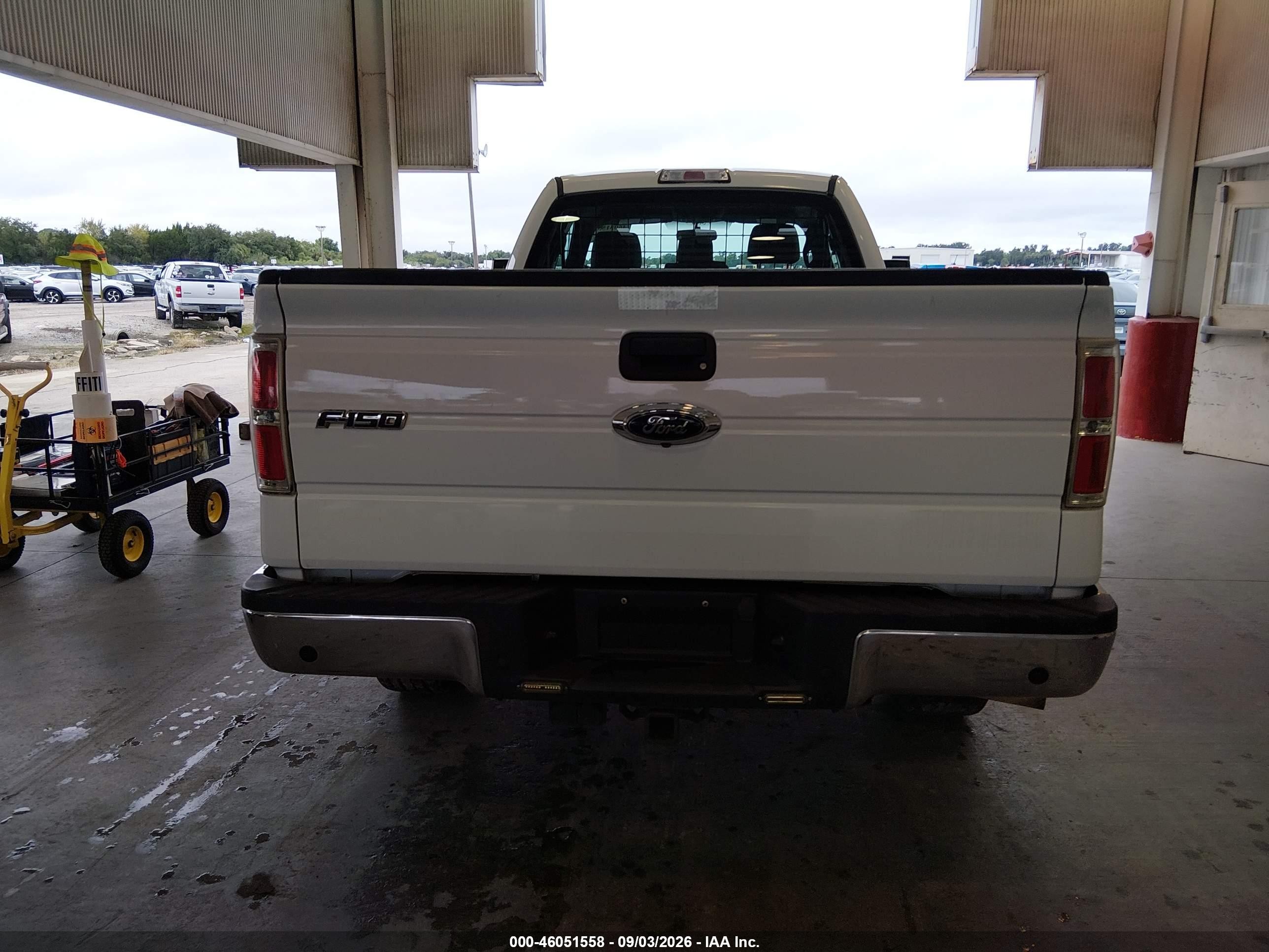 2014 Ford F-150 Xl Белый vin: 1FTVX1CT2EKG10796