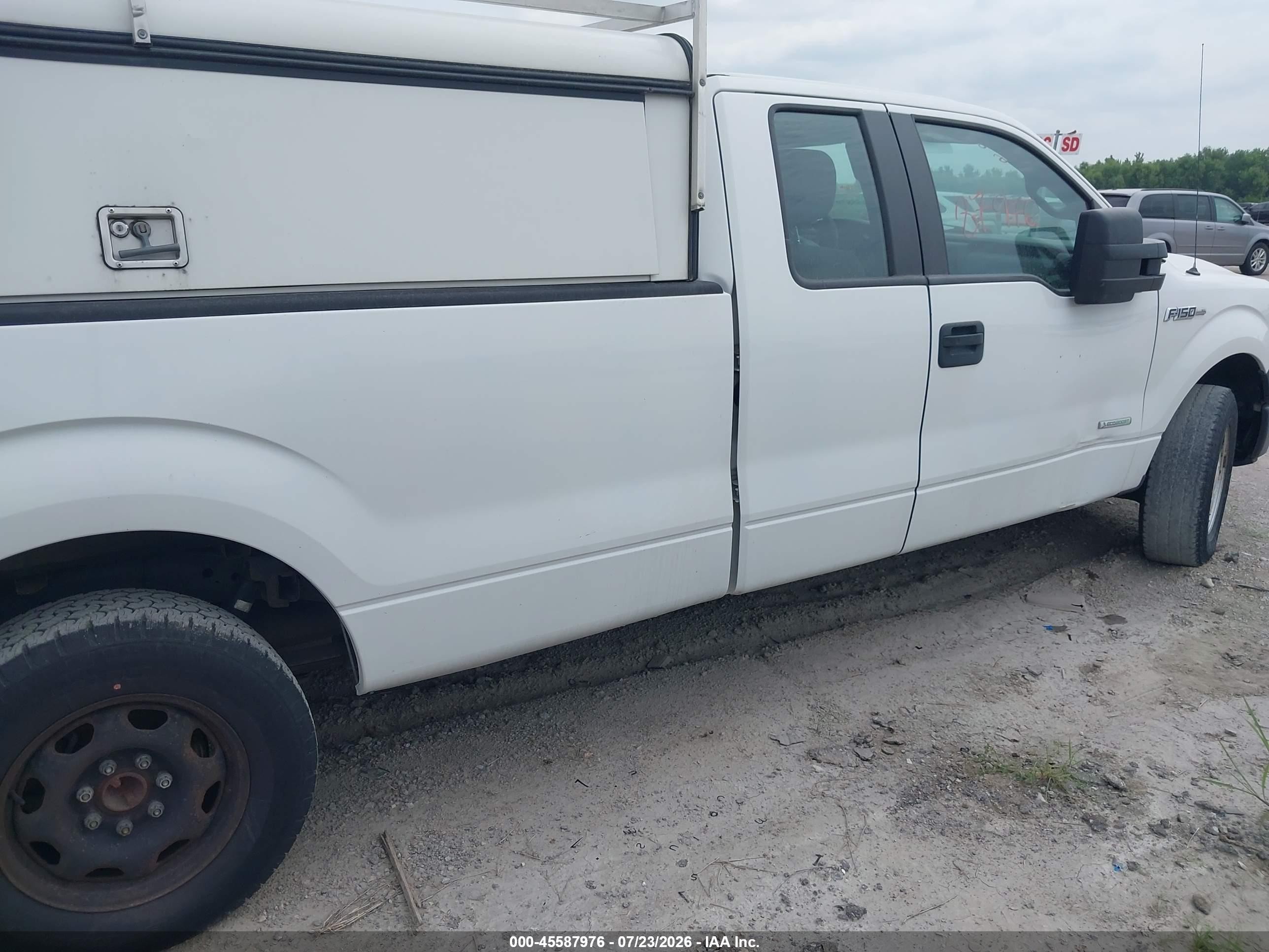2014 Ford F-150 Xl White vin: 1FTVX1CT3EKD70285