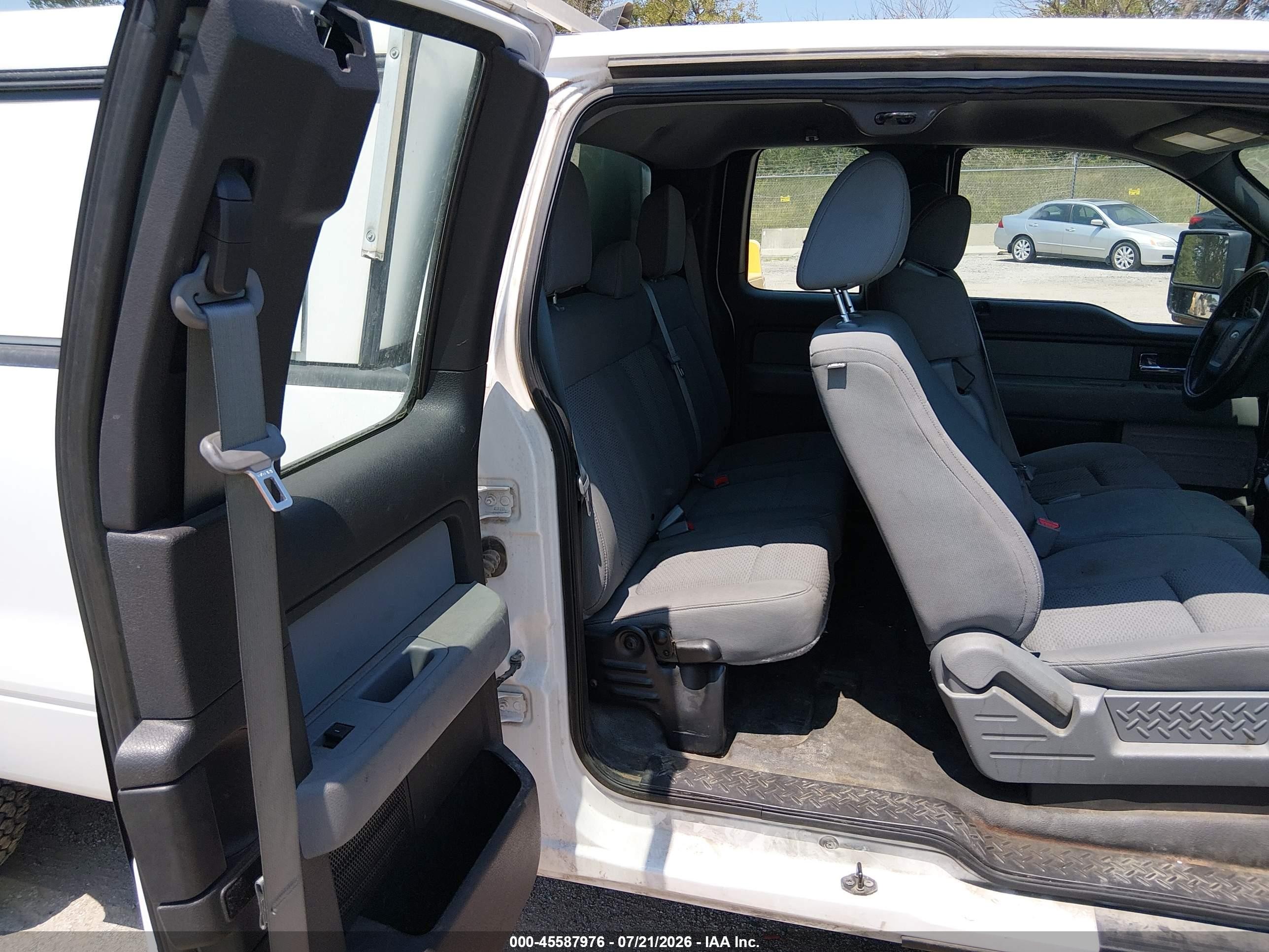 2014 Ford F-150 Xl White vin: 1FTVX1CT3EKD70285