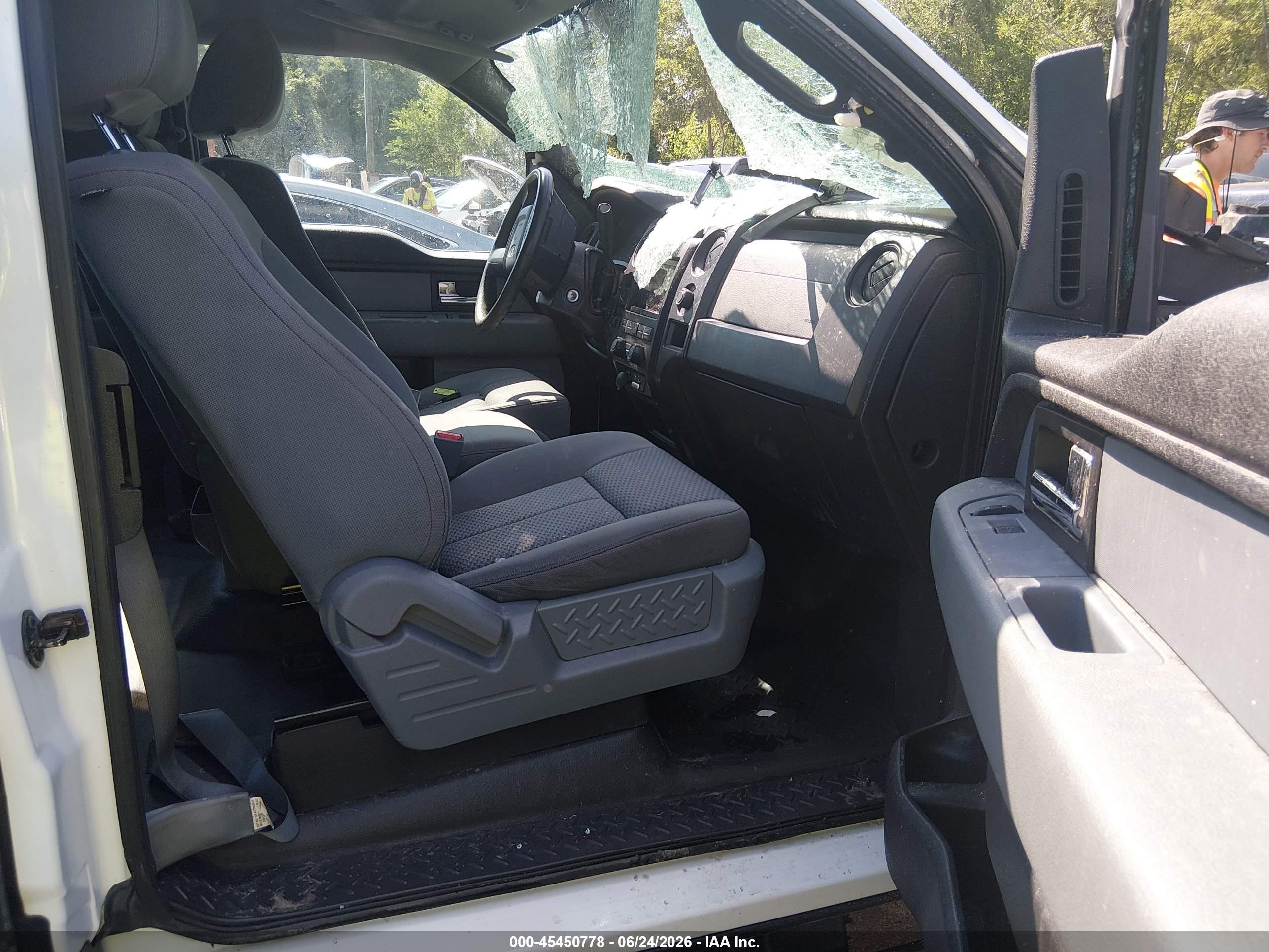 2013 Ford F-150 Xl W/hd Payload Pkg White vin: 1FTVX1CT8DKF42082