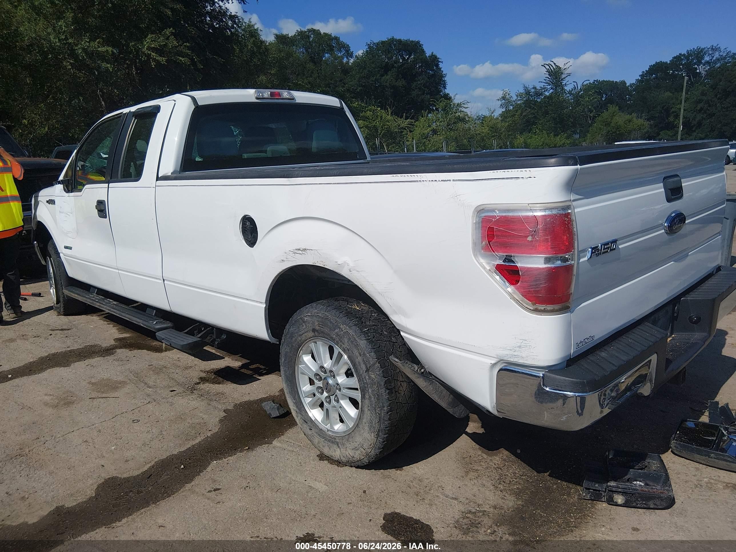 2013 Ford F-150 Xl W/hd Payload Pkg White vin: 1FTVX1CT8DKF42082
