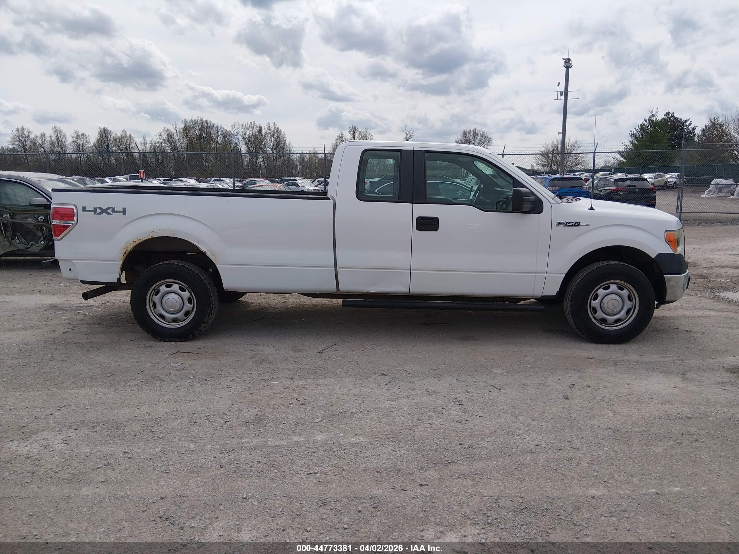 2012 Ford F-150 Xl Белый vin: 1FTVX1EF3CKD06476