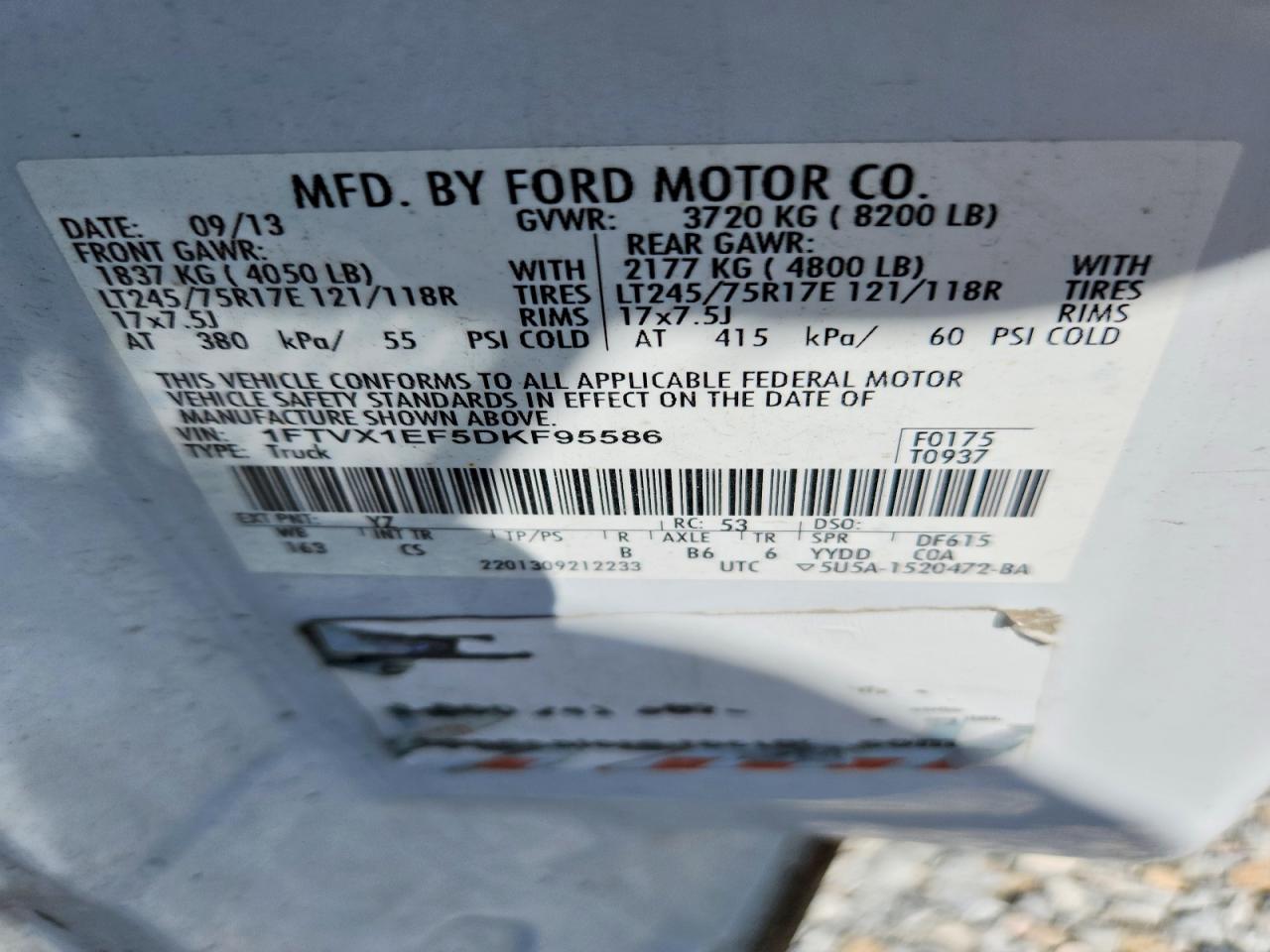 2013 Ford F150 Super Cab White vin: 1FTVX1EF5DKF95586