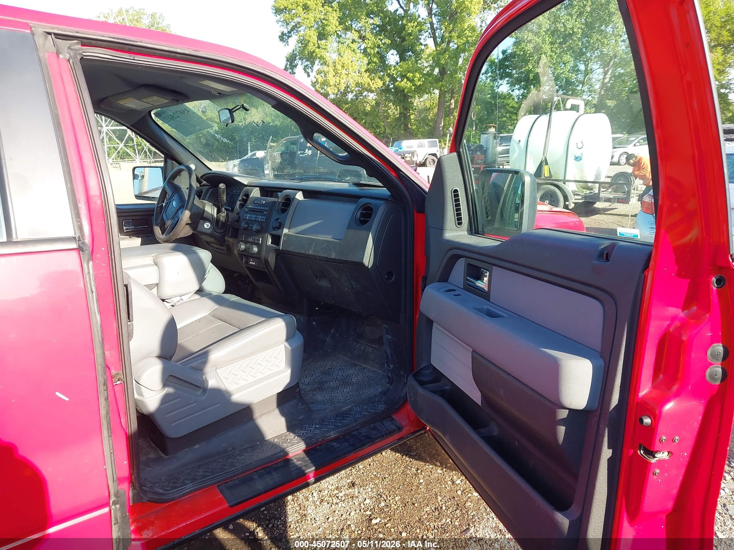 2013 Ford F-150 Xl Red vin: 1FTVX1EF6DKF08598