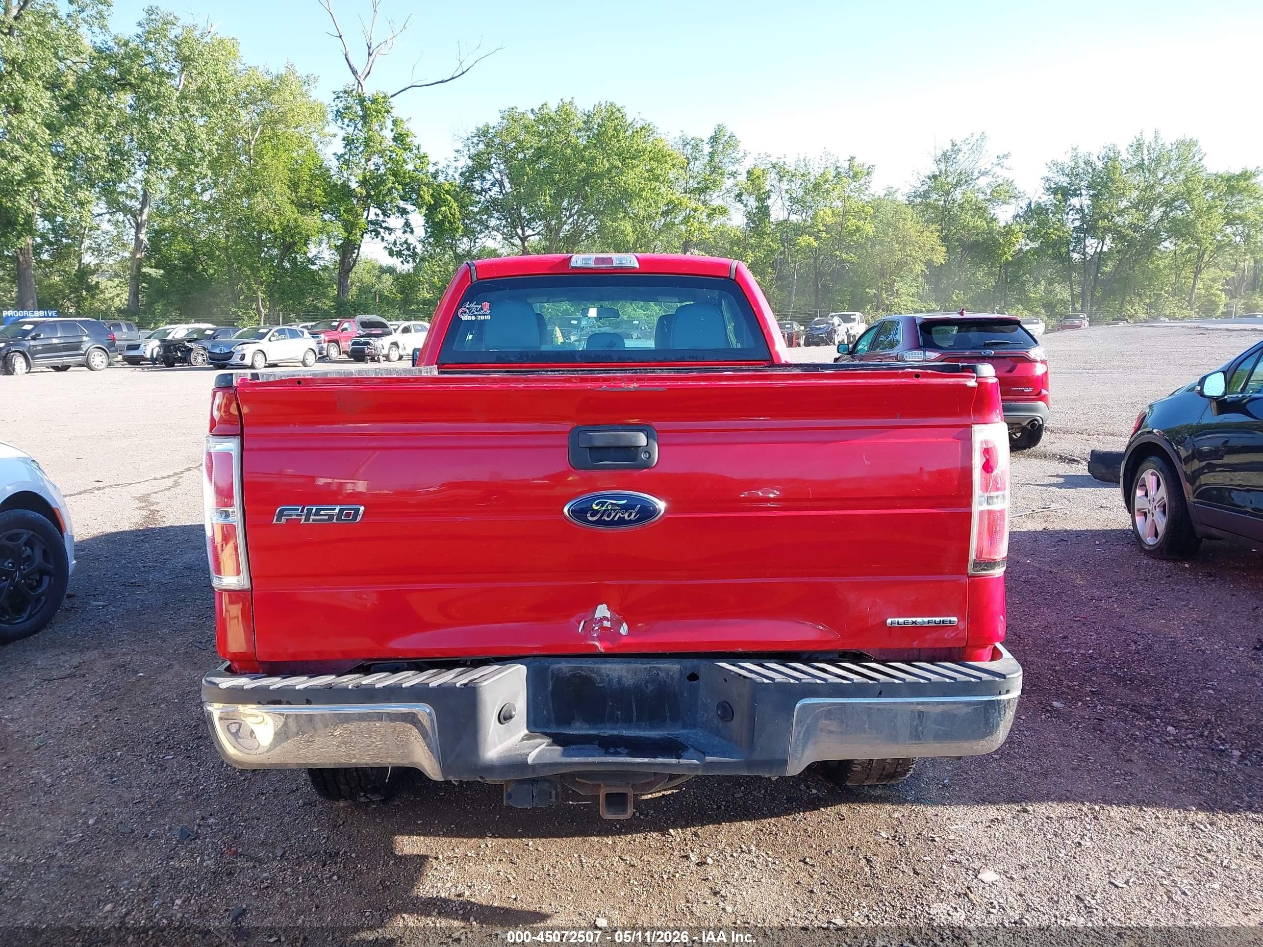 2013 Ford F-150 Xl Red vin: 1FTVX1EF6DKF08598