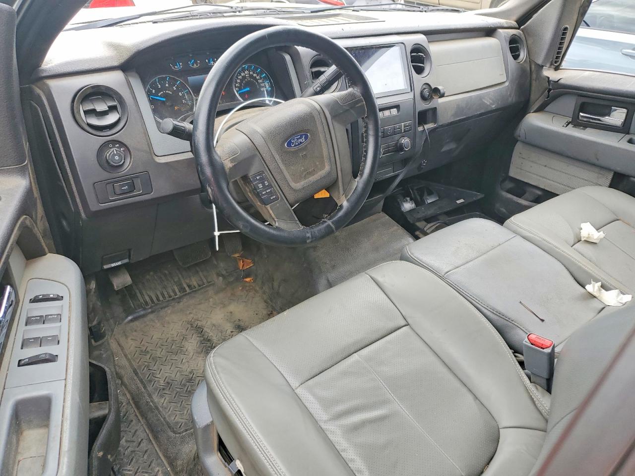 2012 Ford F150 Super Cab White vin: 1FTVX1EF9CKE37301