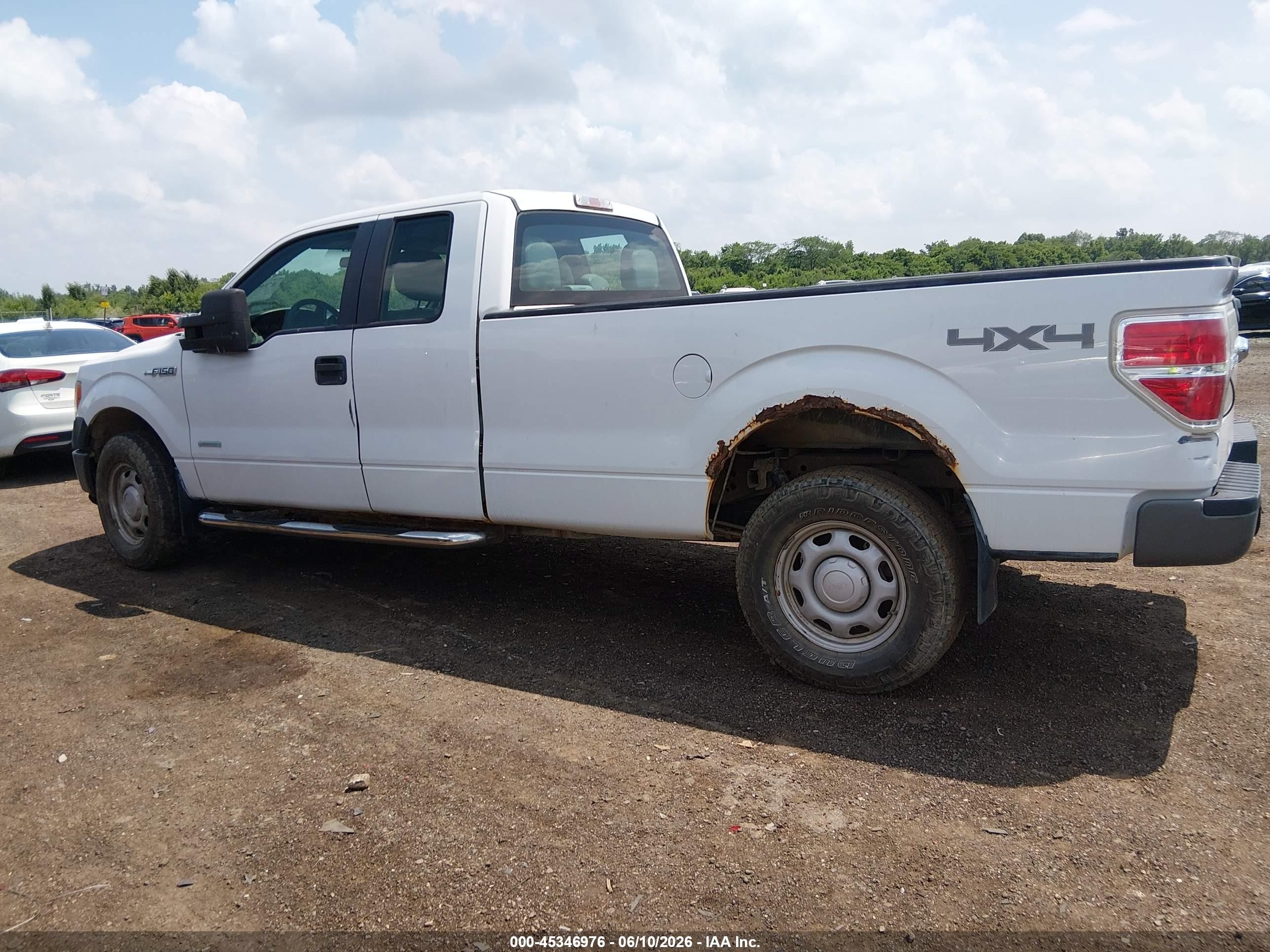 2013 Ford F-150 Xl W/hd Payload Pkg White vin: 1FTVX1ET5DKD43388