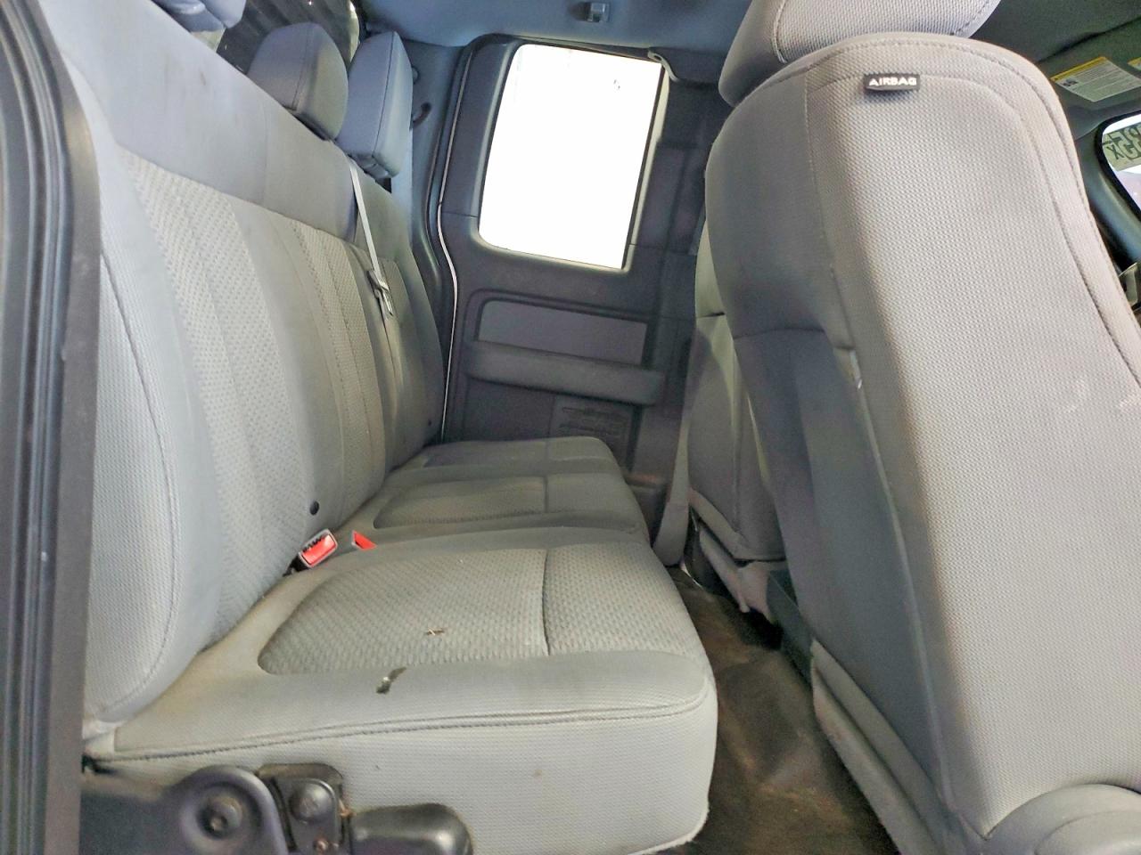 2014 Ford F150 Super Cab Silver vin: 1FTVX1ET5EKF17347