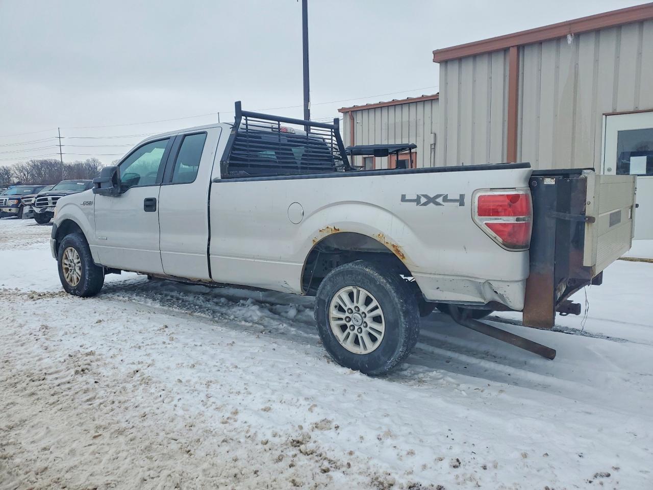 2014 Ford F150 Super Cab Silver vin: 1FTVX1ET5EKF17347