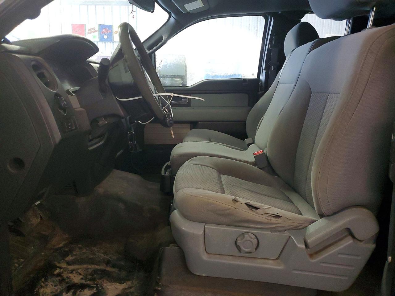 2014 Ford F150 Super Cab Silver vin: 1FTVX1ET5EKF17347