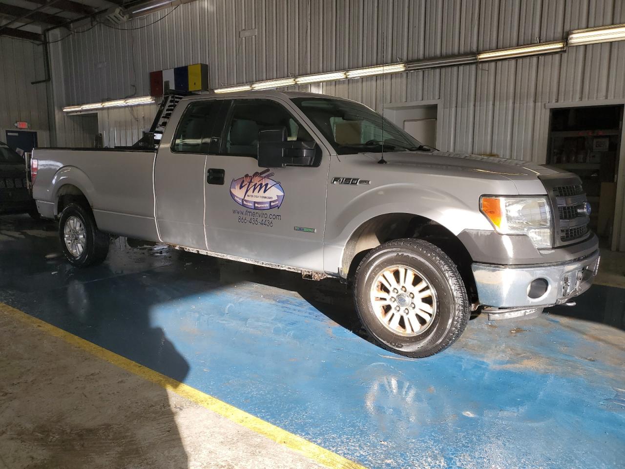2014 Ford F150 Super Cab Silver vin: 1FTVX1ET5EKF17347 Damage: Front Valance, Misaligned, Repair Required
