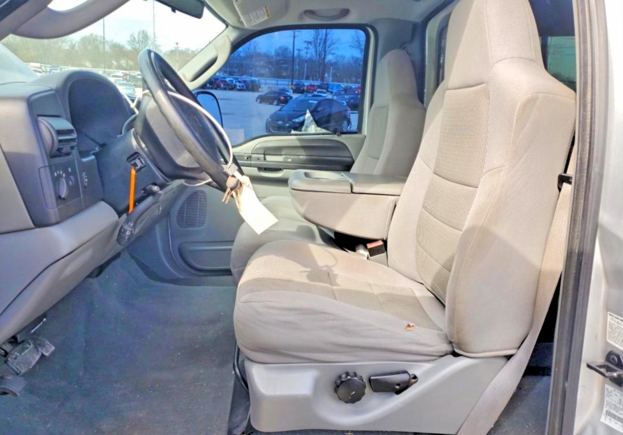2006 Ford F350 Srw Super Duty Серебряный vin: 1FTWF30Y86EC44930