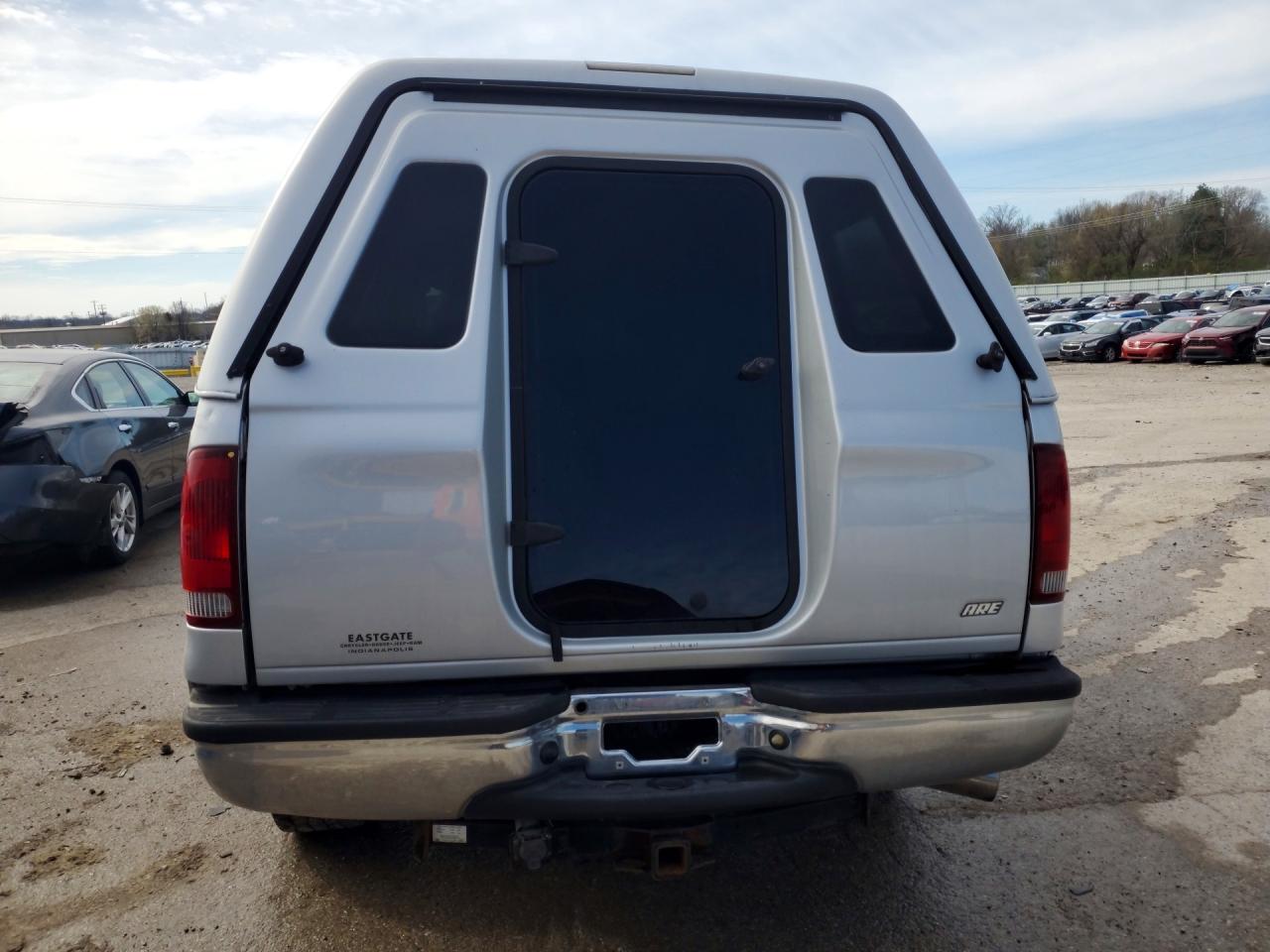 2006 Ford F350 Srw Super Duty Серебряный vin: 1FTWF30Y86EC44930